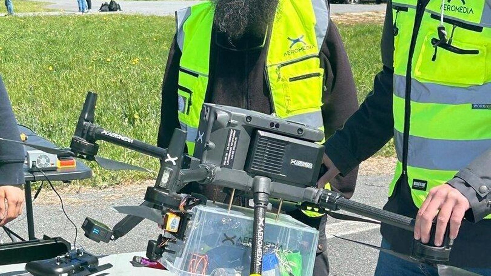 Modelo del satélite que hicieron volar este año los alumnos del CPI Laureano Prieto de A Gudiña (foto: CEDIDA).