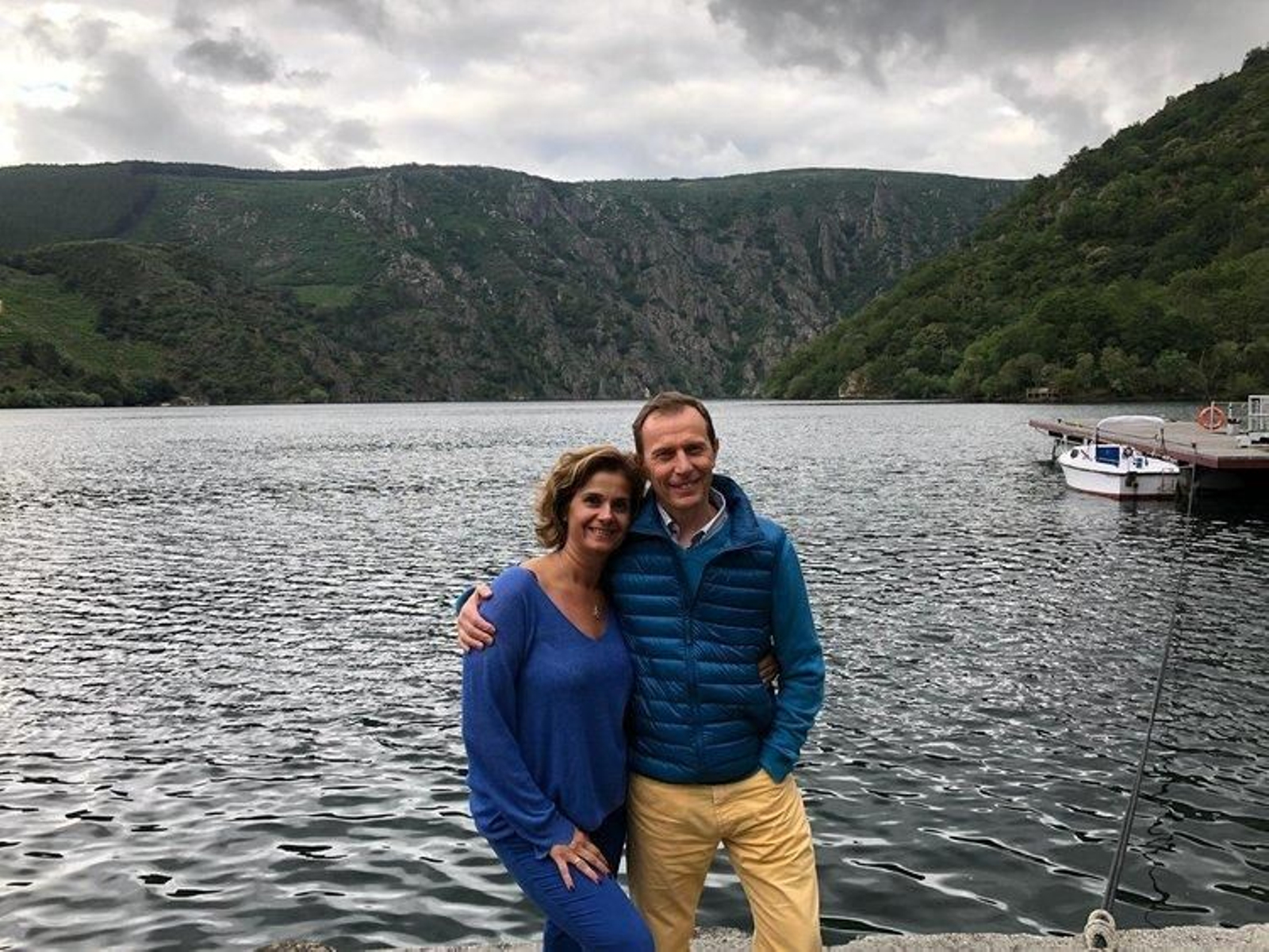 Sonia González y Emilio Butragueño, en la Ribeira Sacra.