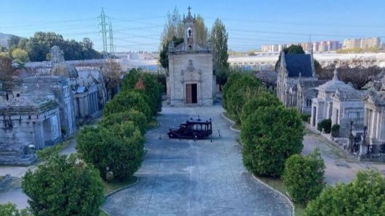 También se prevé la remodelación de las cubiertas de la capilla de Pereiró.