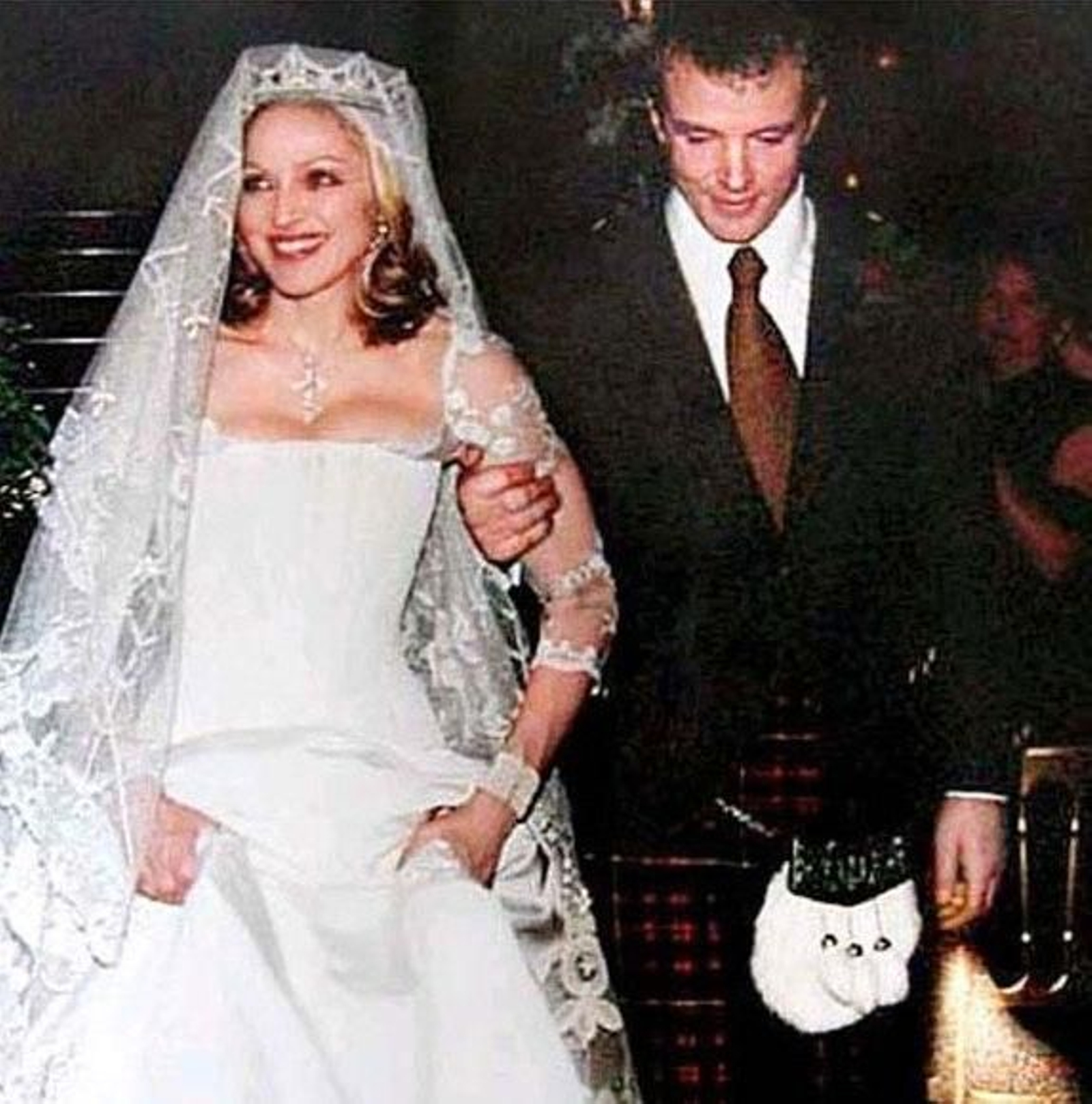 Madonna pide más de cinco millones de euros por la publicación de las