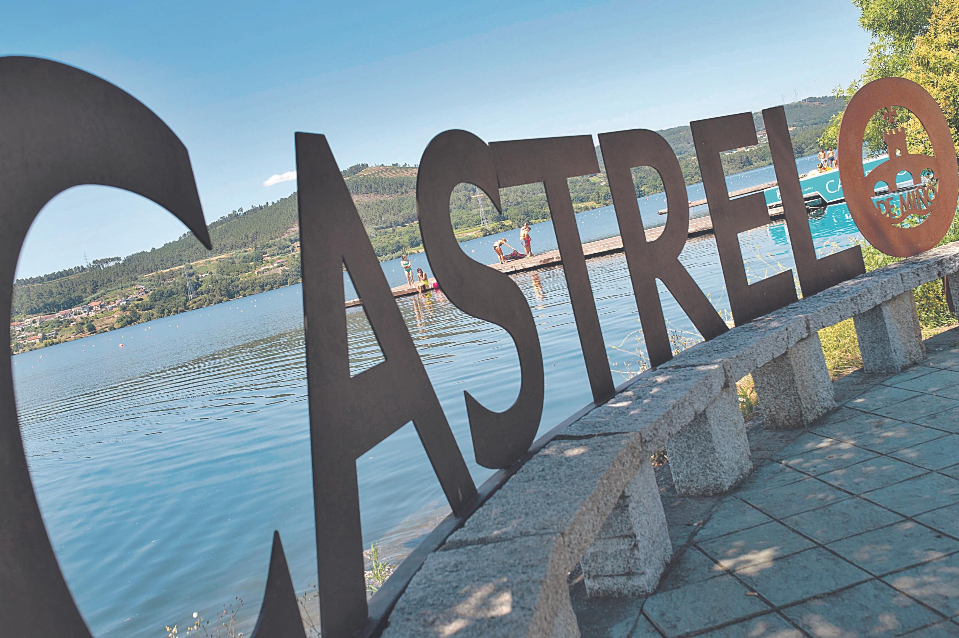 El embalse de Castrelo, uno en los que habrá ecobarco.