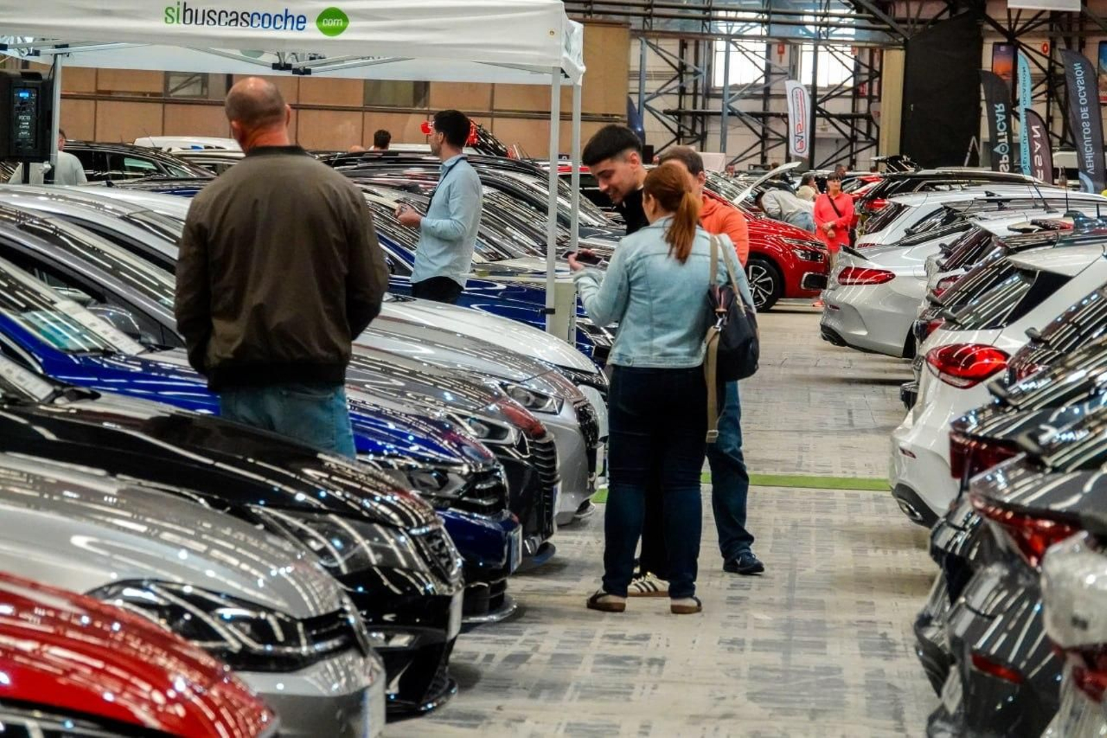 Galería | Mil coches de ocasión toman el Ifevi