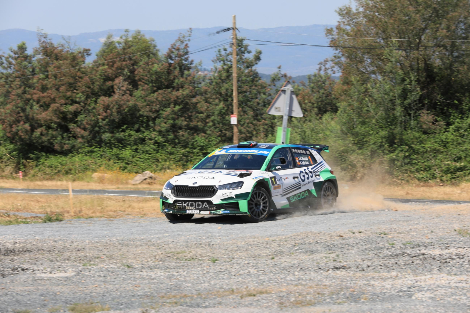 Galería | El público disfruta del Rally de Ourense en el tramo Cartelle-Toén, en fotos