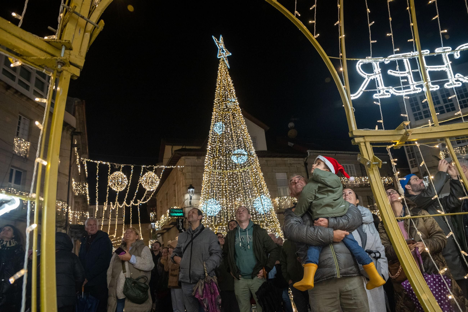 Galería | Ribadavia disfruta del encendido de la Navidad