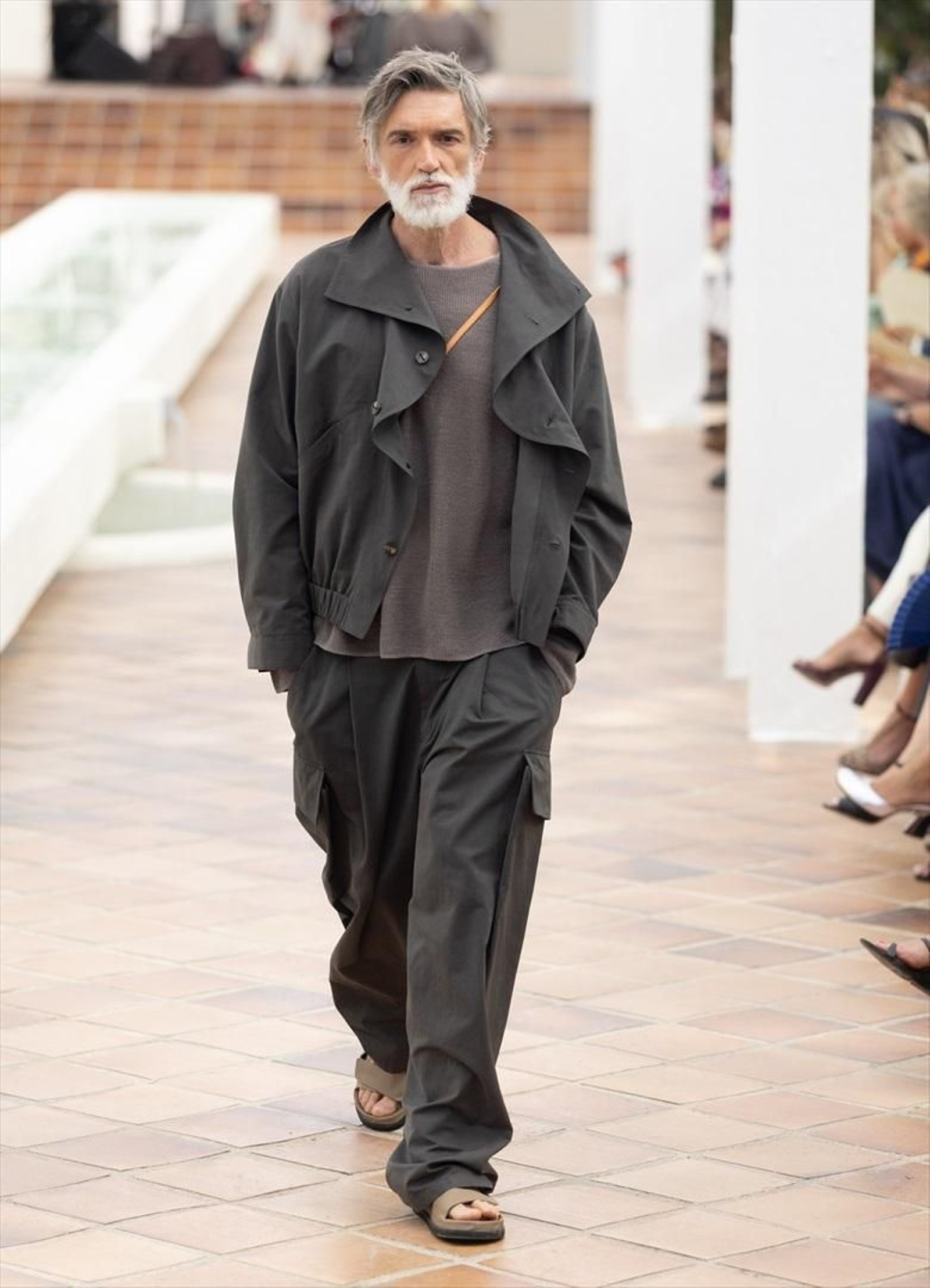 Todos los diseños presentados por Adolfo Domínguez en su regreso a la Fashion Week, en fotos