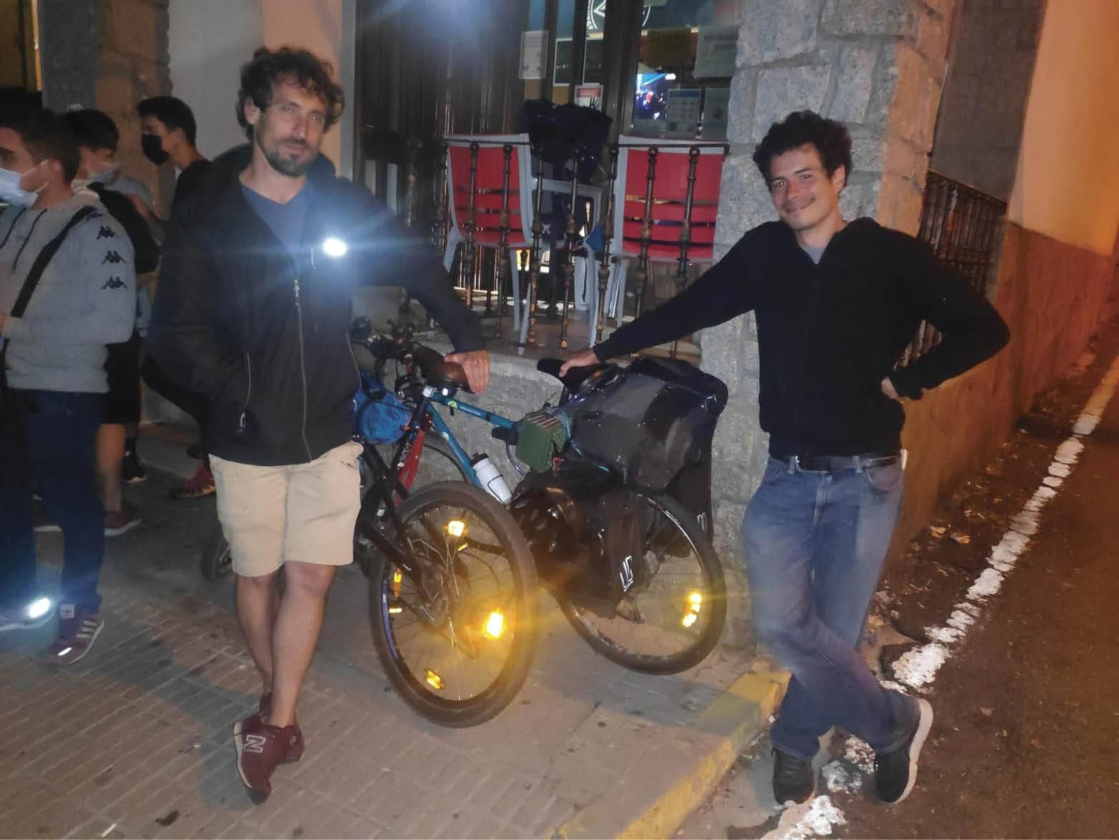 Raphael Guiard, con su compañero de viaje, en Río.