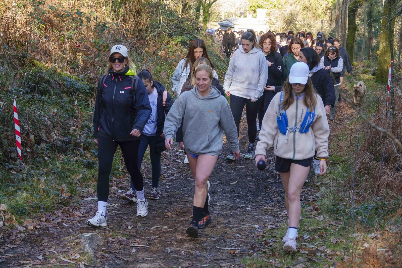 Galería | Mujeres se echan a la carrera en el encuentro de Asaltamontes Female