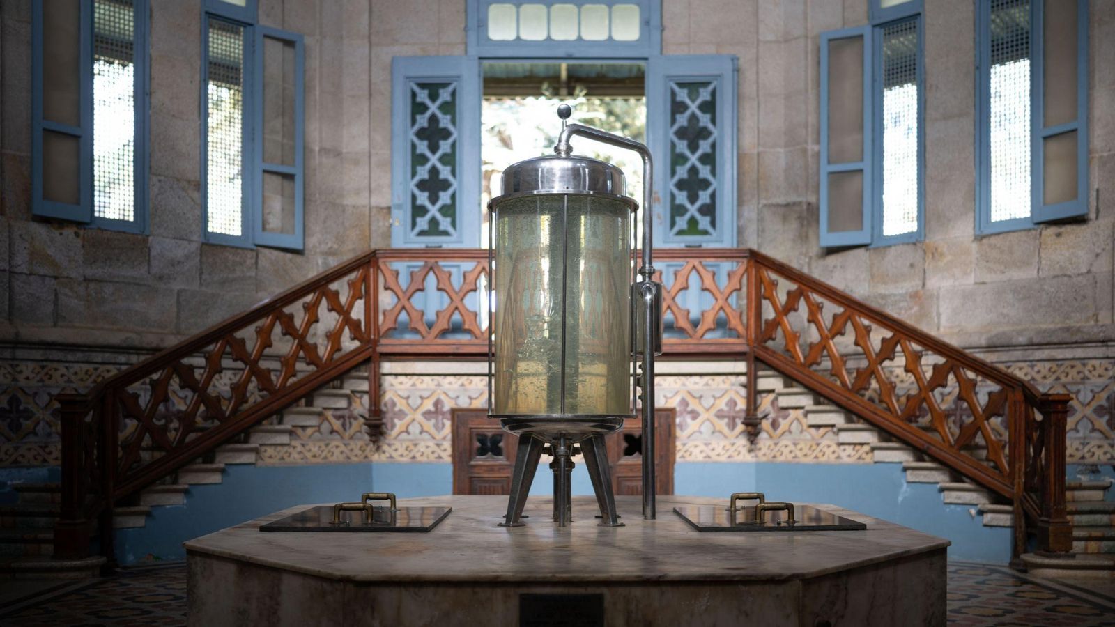 Interior del templete de Cabreiroá.