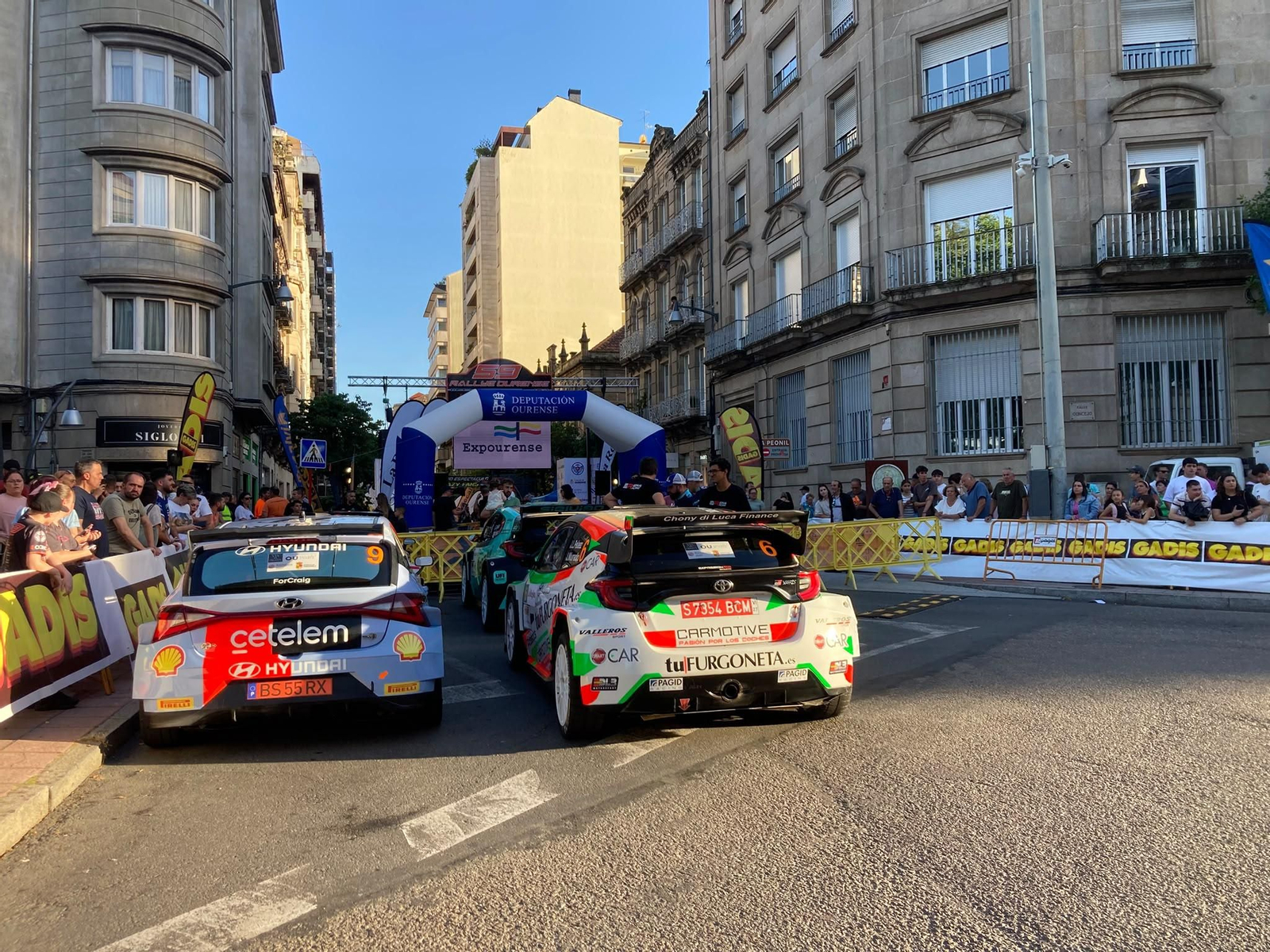 Galería | Arrancan los motores con la ceremonia de inauguración del Rally de Ourense