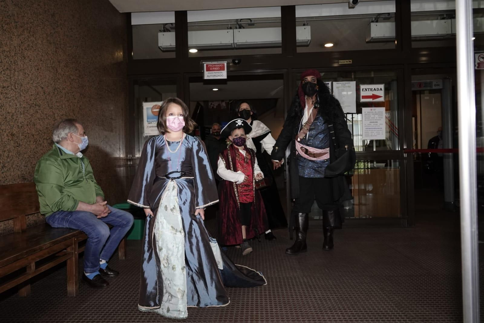 El Jack Sparrow vigués al fin logra casarse. | VICENTE ALONSO