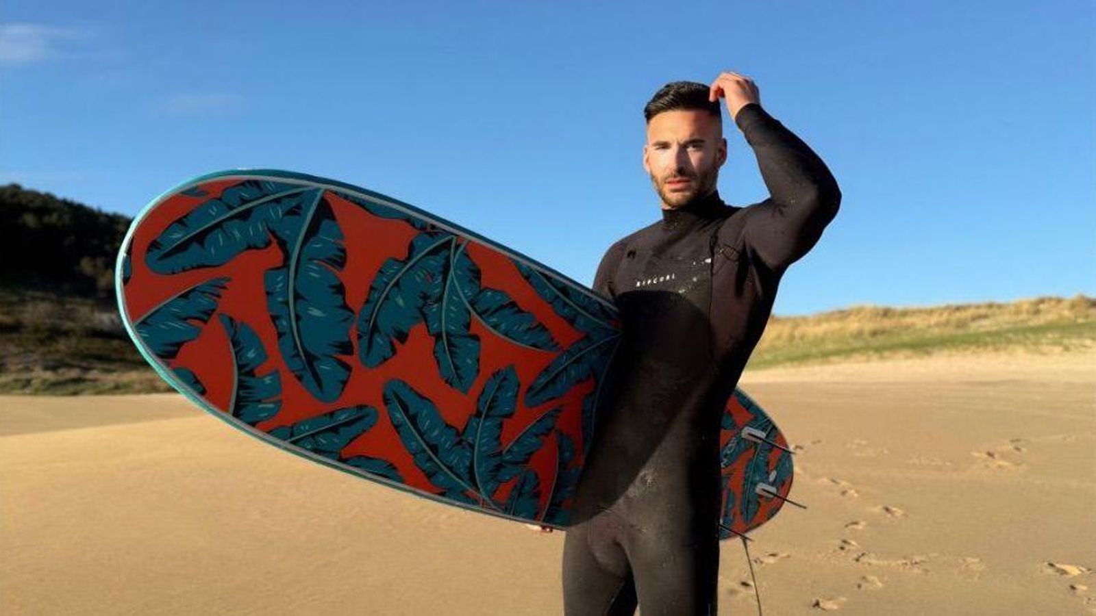 Diferentes momentos de Eddy Insua amosando o seu día a día.