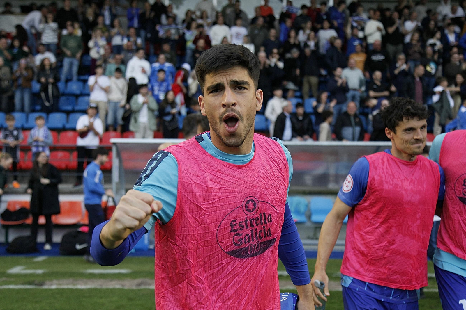 Galería | O Couto rugió ante un victorioso Ourense CF