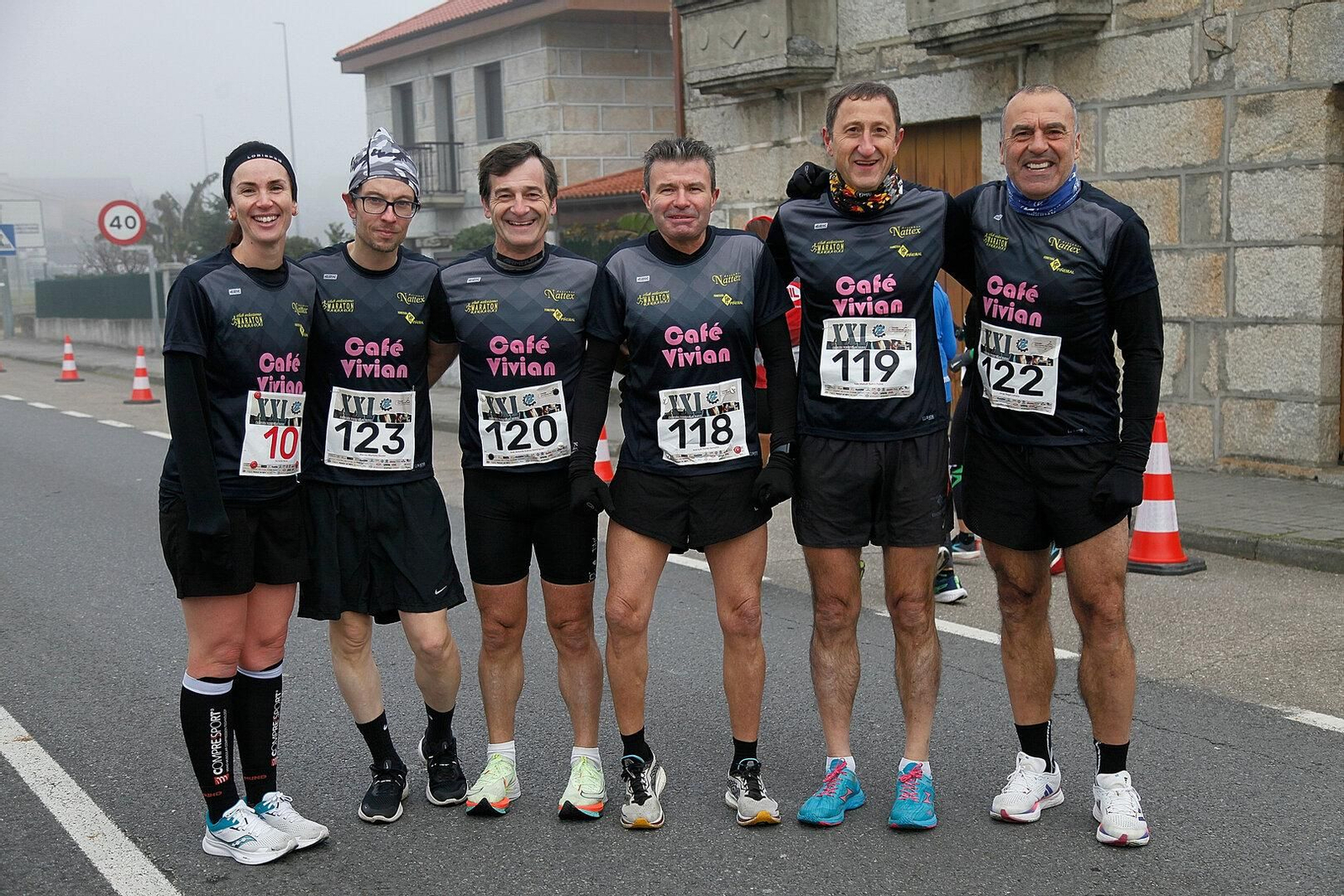 Representantes del Maratón Barbadás no se perdieron la cita en San Cibrao.