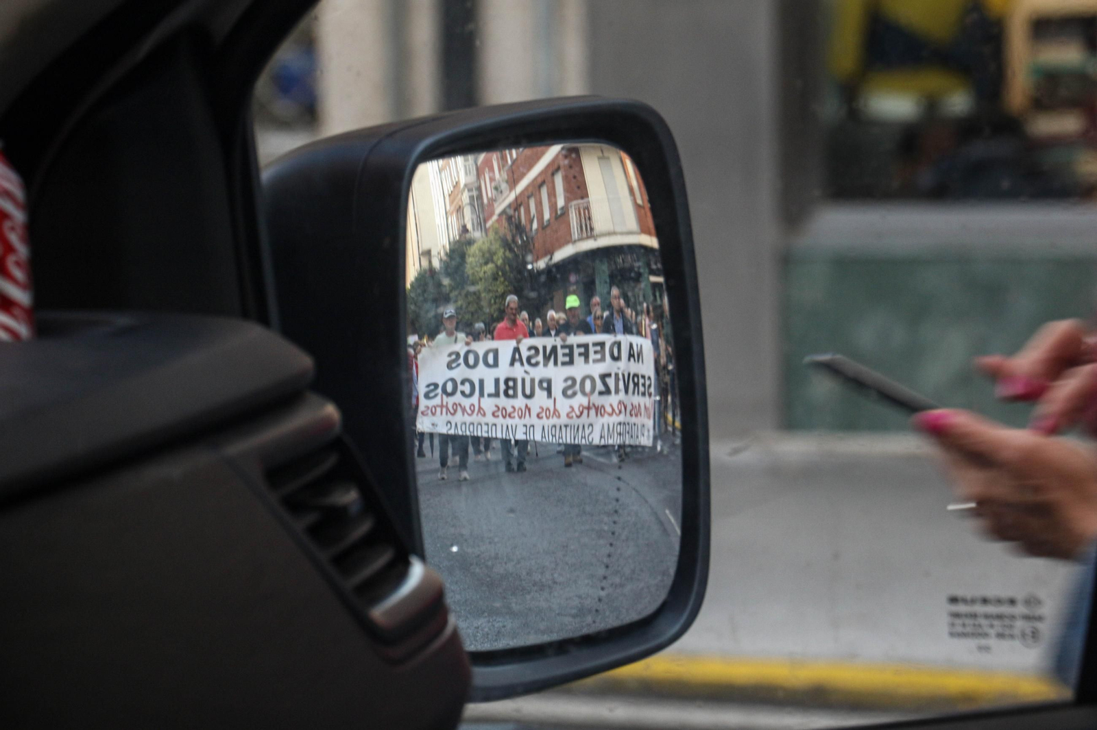 Galería | O Barco salió a la calle para pedir mejoras en sanidad