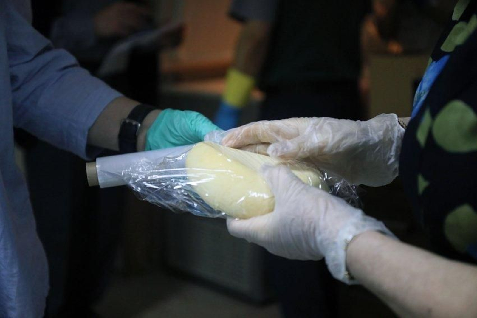 50 familias recogen alimentos en la parroquia de Santa Eufemia. José Paz