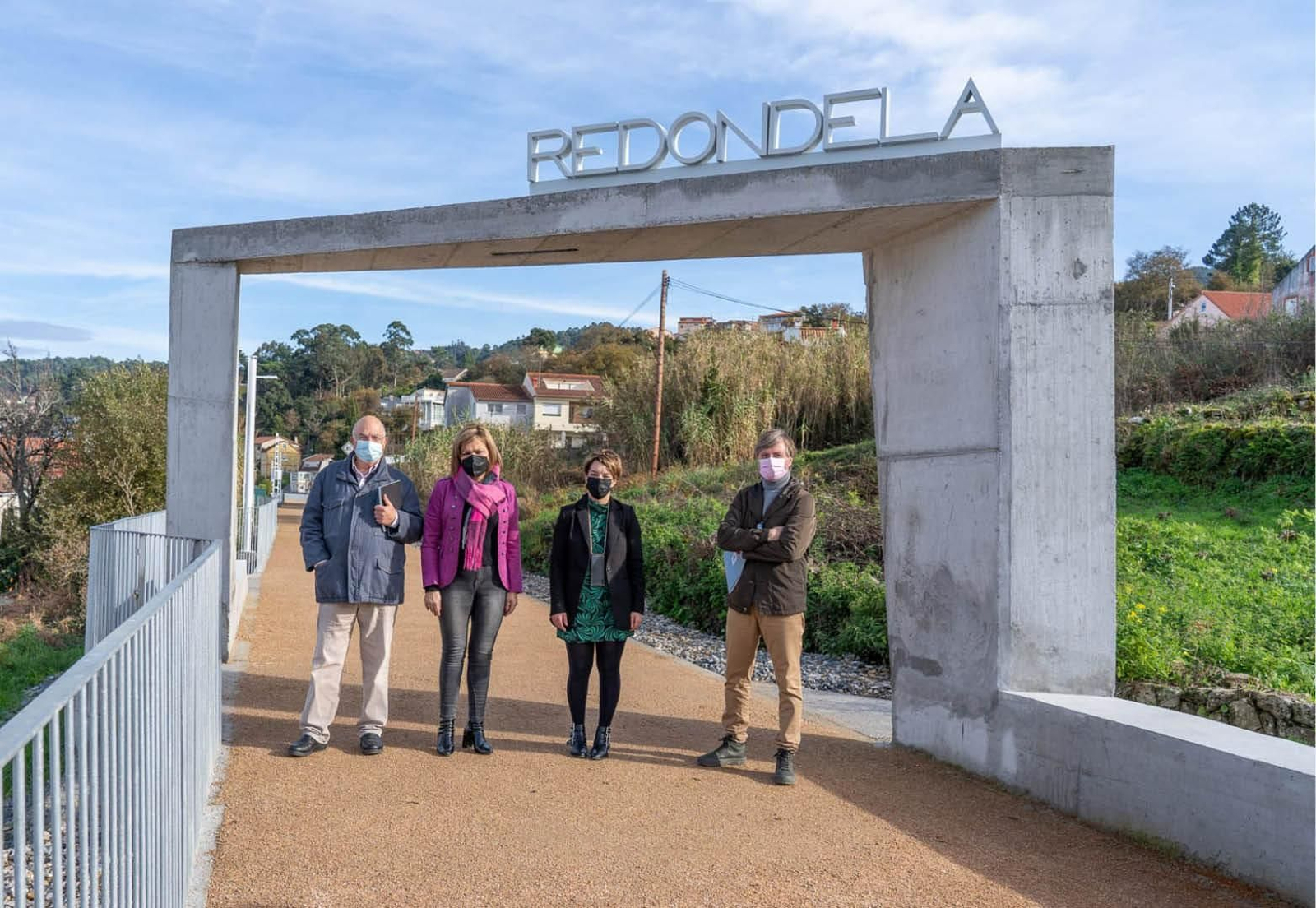 La alcaldesa, Digna Rivas, y la concejal María castro, visitaron ayer las obras recién finalizadas.