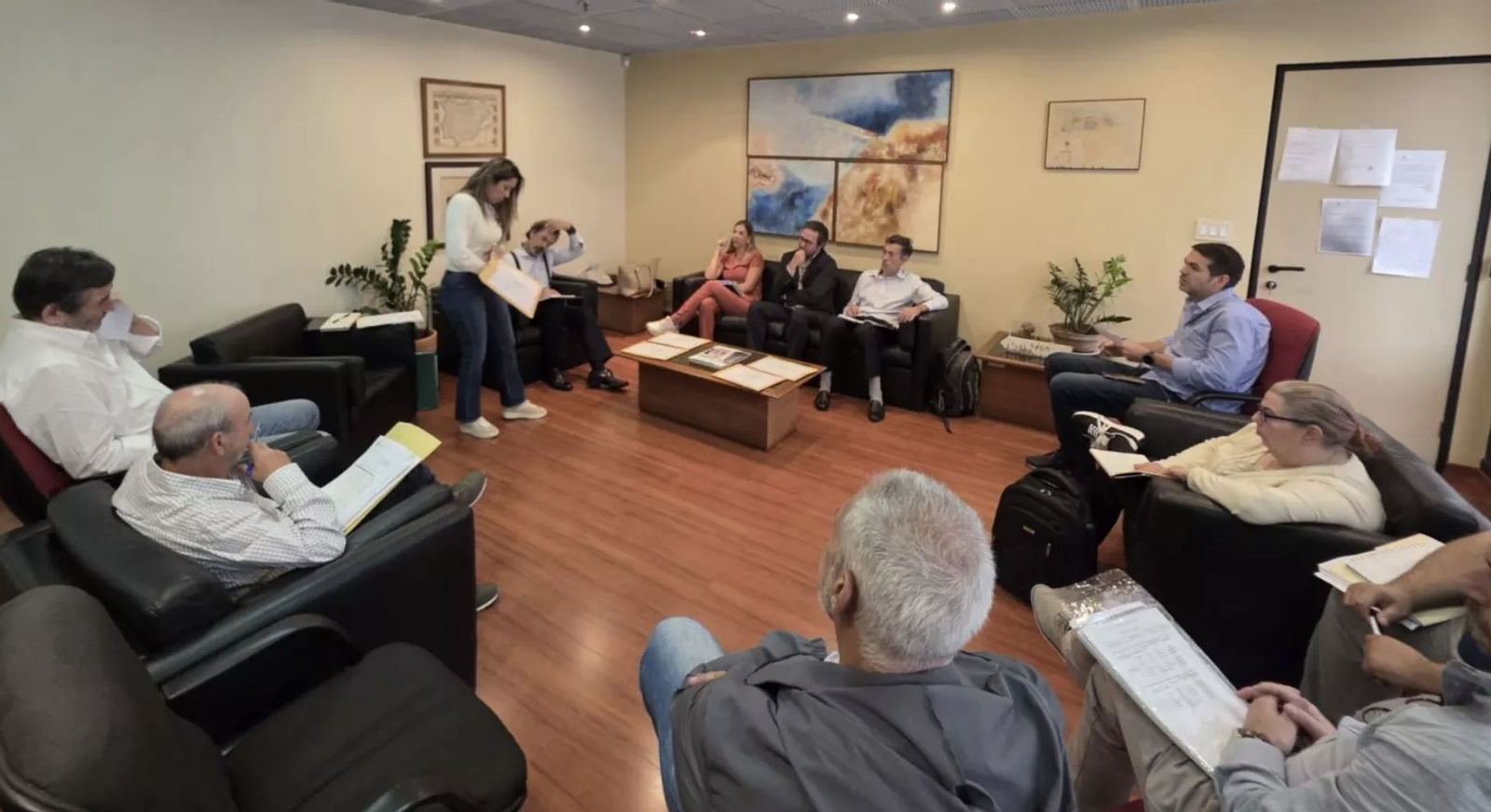 Apertura de sobres en las elecciones al CRE de Venezuela celebradas en la primera vuelta