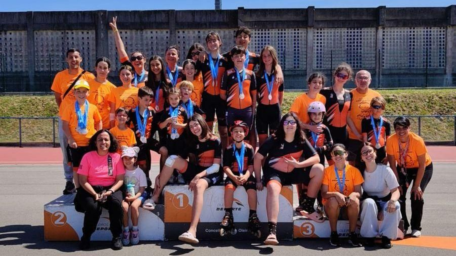 La triunfante expedición de los velocistas del Free Style Vigo a Oleiros.