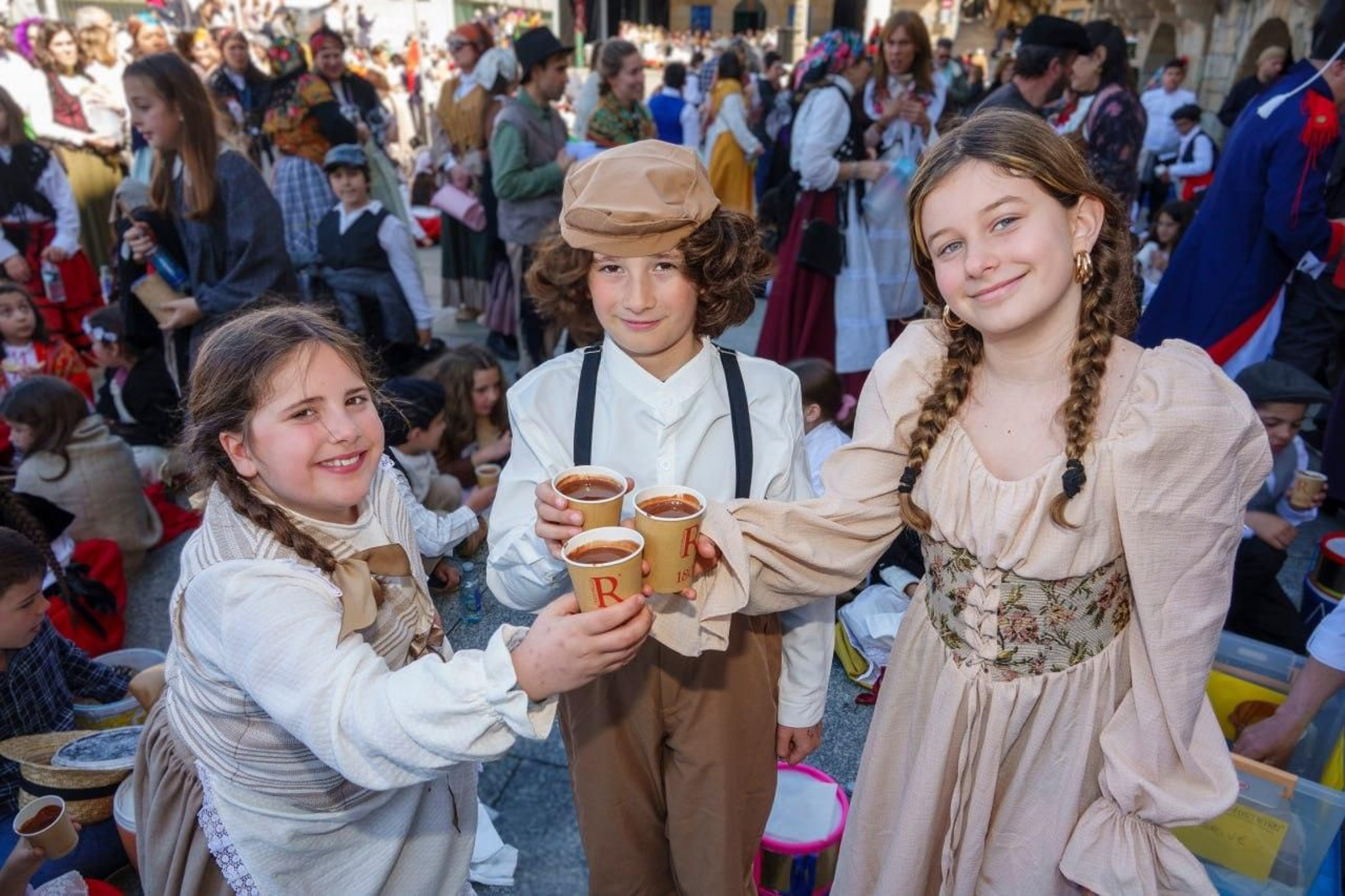 Galería | Cientos de niños toman Vigo por la Reconquistiña
