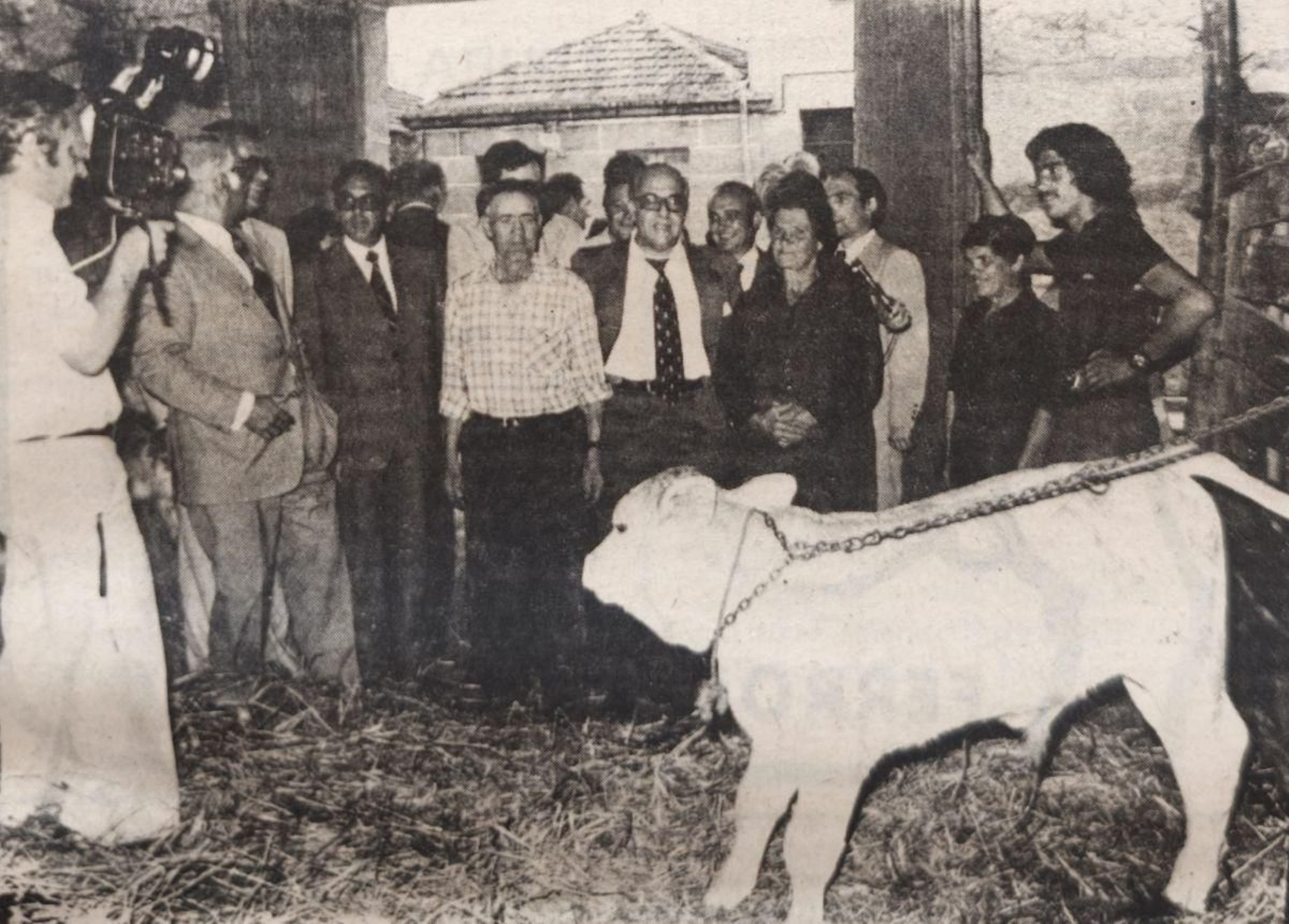 Un momento de la visita del ministro de Agricultura.