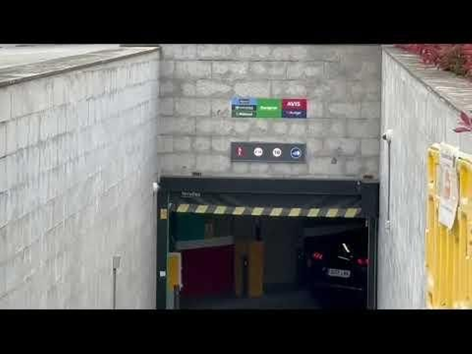 El saturado parquin de la estación hará criba de abonos 04.04.25