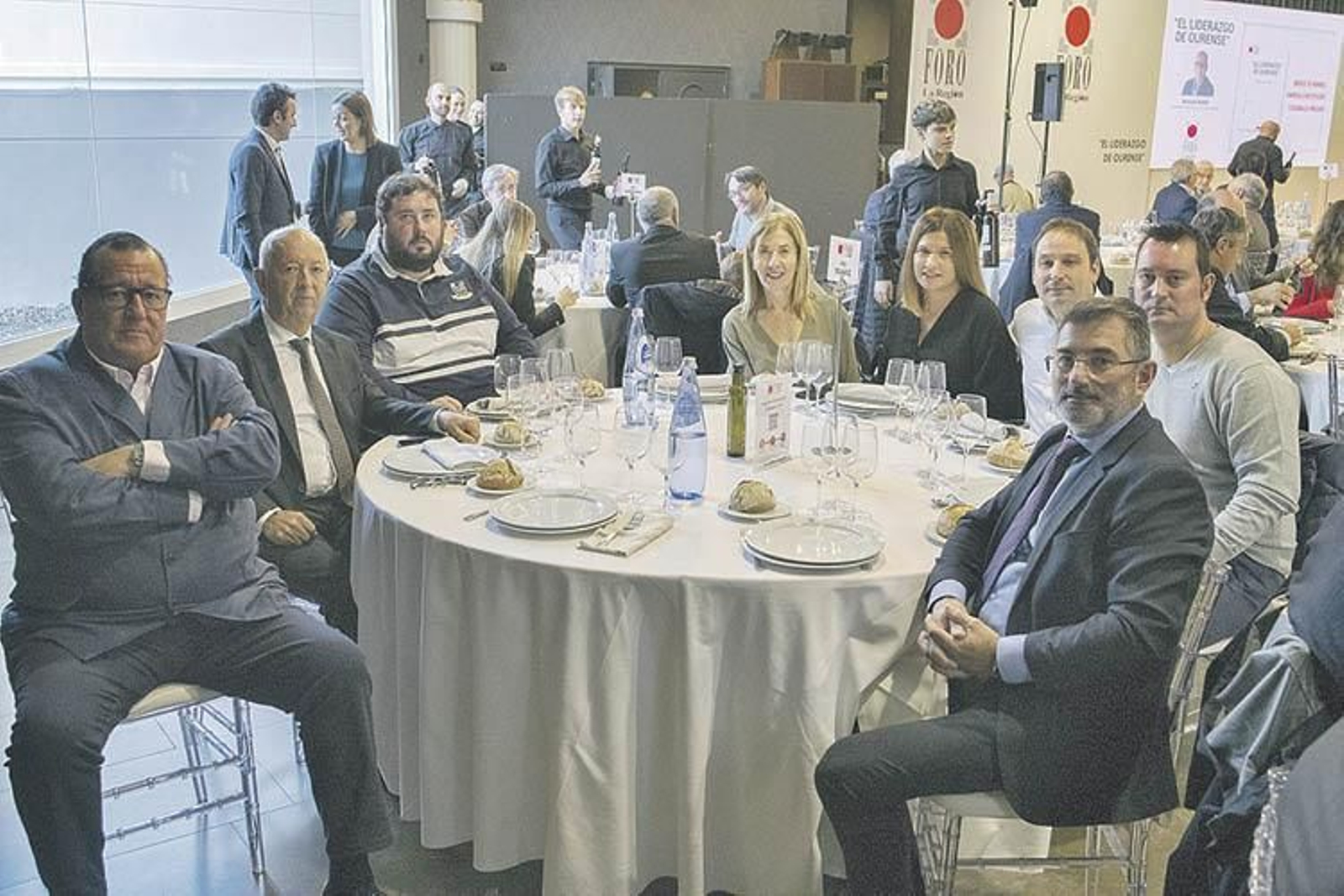 Joaquín Cuiña, CEO de Gallaecia Patentes y Marcas; José Antonio Pérez, alcalde de Quintela de Leirado; Xosé Miguel Pérez, alcalde de San Xoan de Río; Marinel Fernández y Diana Carrera Fernández, de la Xunta Local del PP de Ourense; Diego González, gerente del Restaurante San Miguel; Luis Ferreiro, del sindicato de la Policía Local, y Alejandro Cruz, vicepresidente de la CEO.