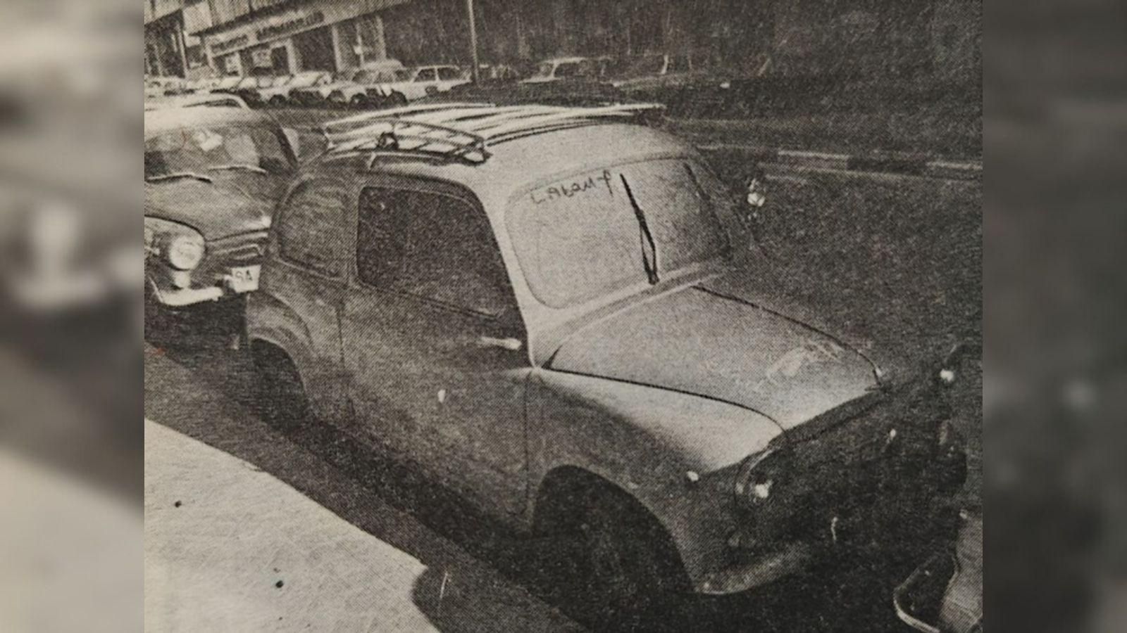 Uno de los coches sucios en la ciudad.