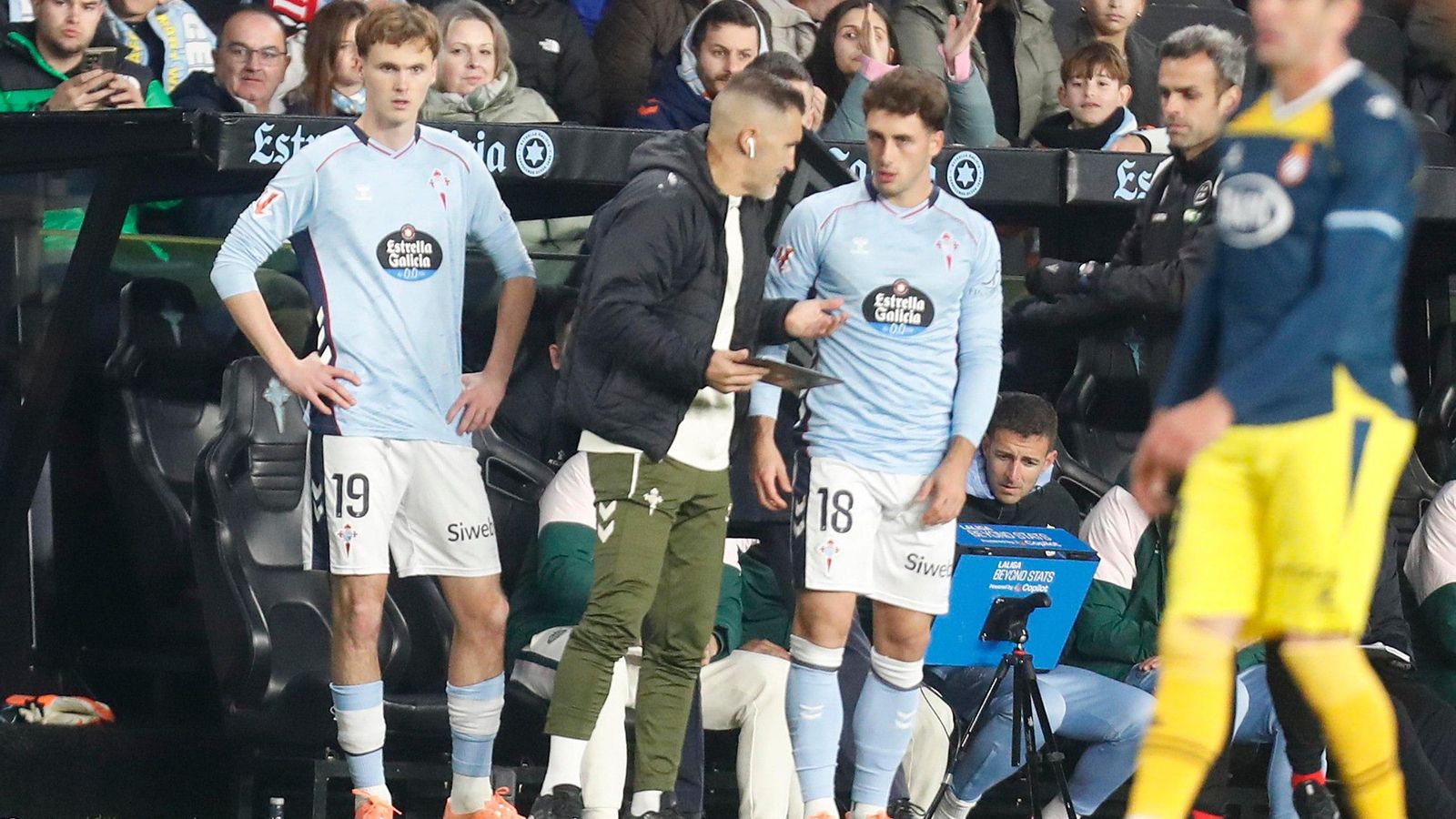 Galería | Decepción en Balaídos por la derrota del Celta ante el Espanyol