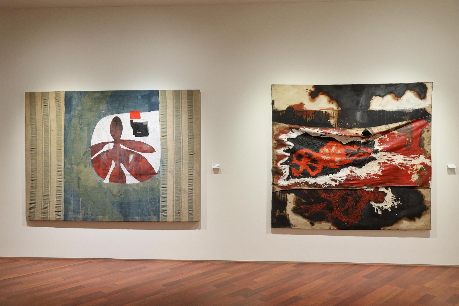 Galería | Casa das Artes acoge 70 obras de fondos municipales