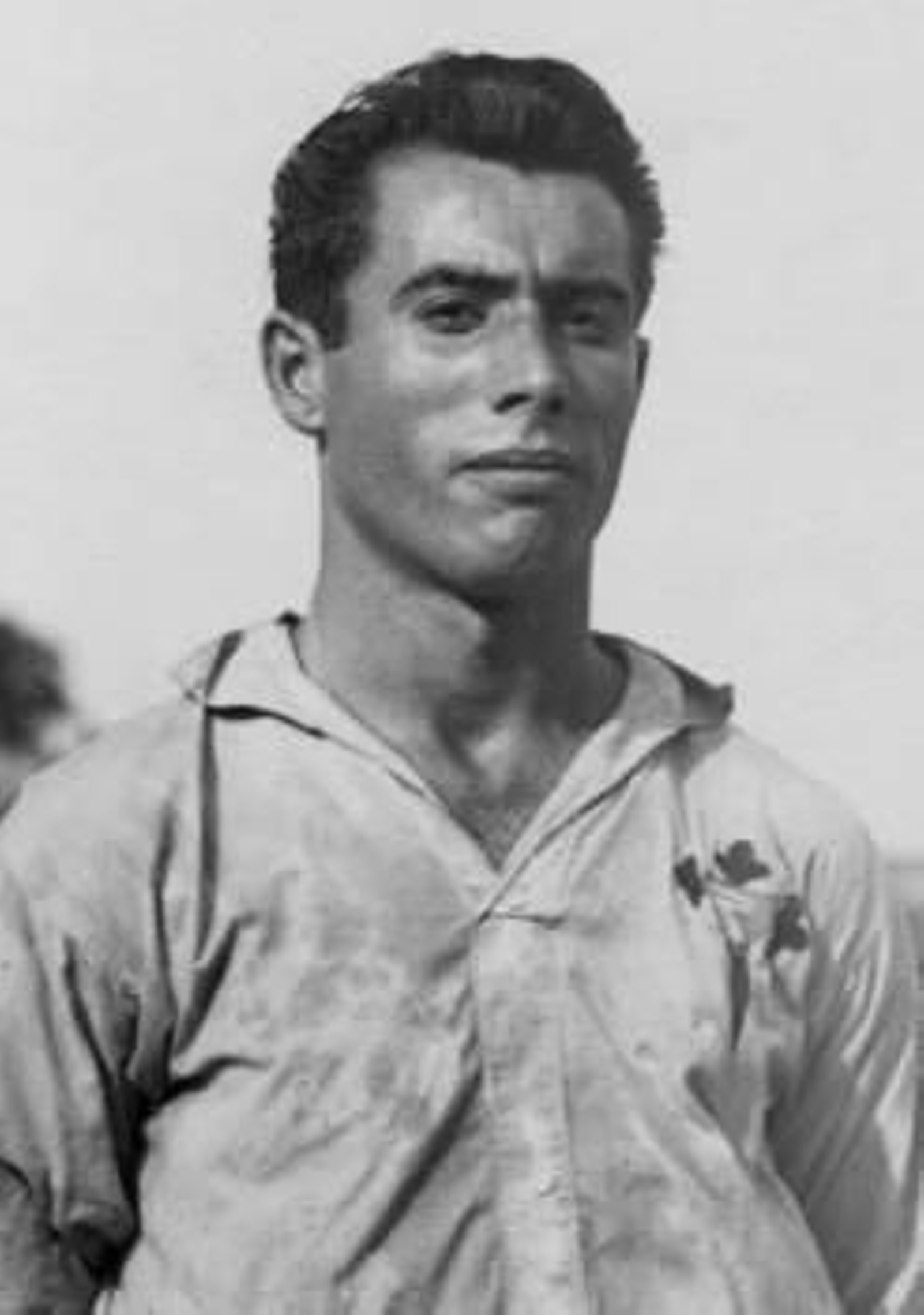 Pahíño, con las camisetas del Celta (i.), el Real Madrid (arriba dcha.) y la selección española (debajo dcha.). (Foto: RCCV)