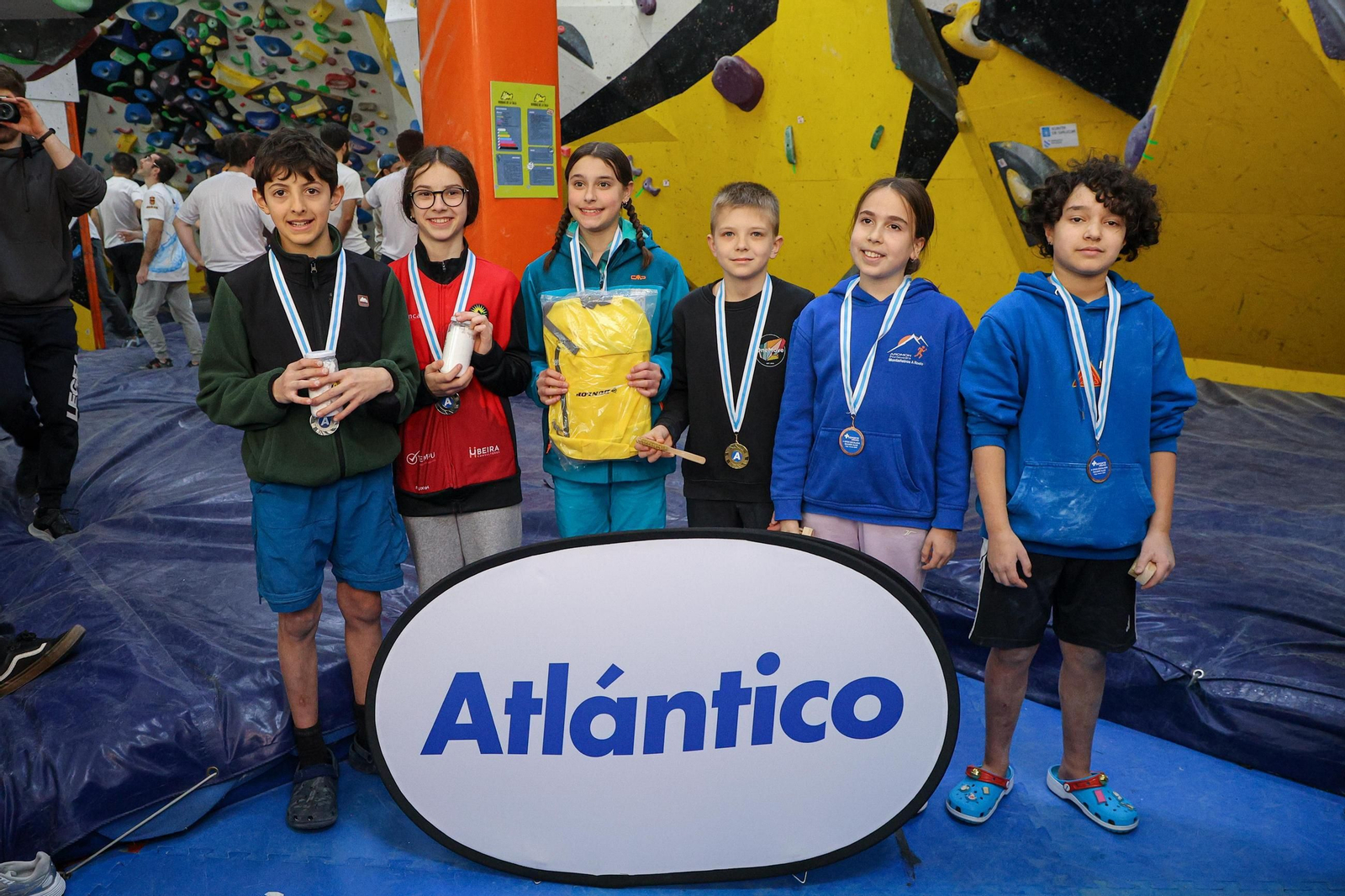 Galería | Unas 60 personas participan el Open de Escalada Búlder de +Deporte Atlántico