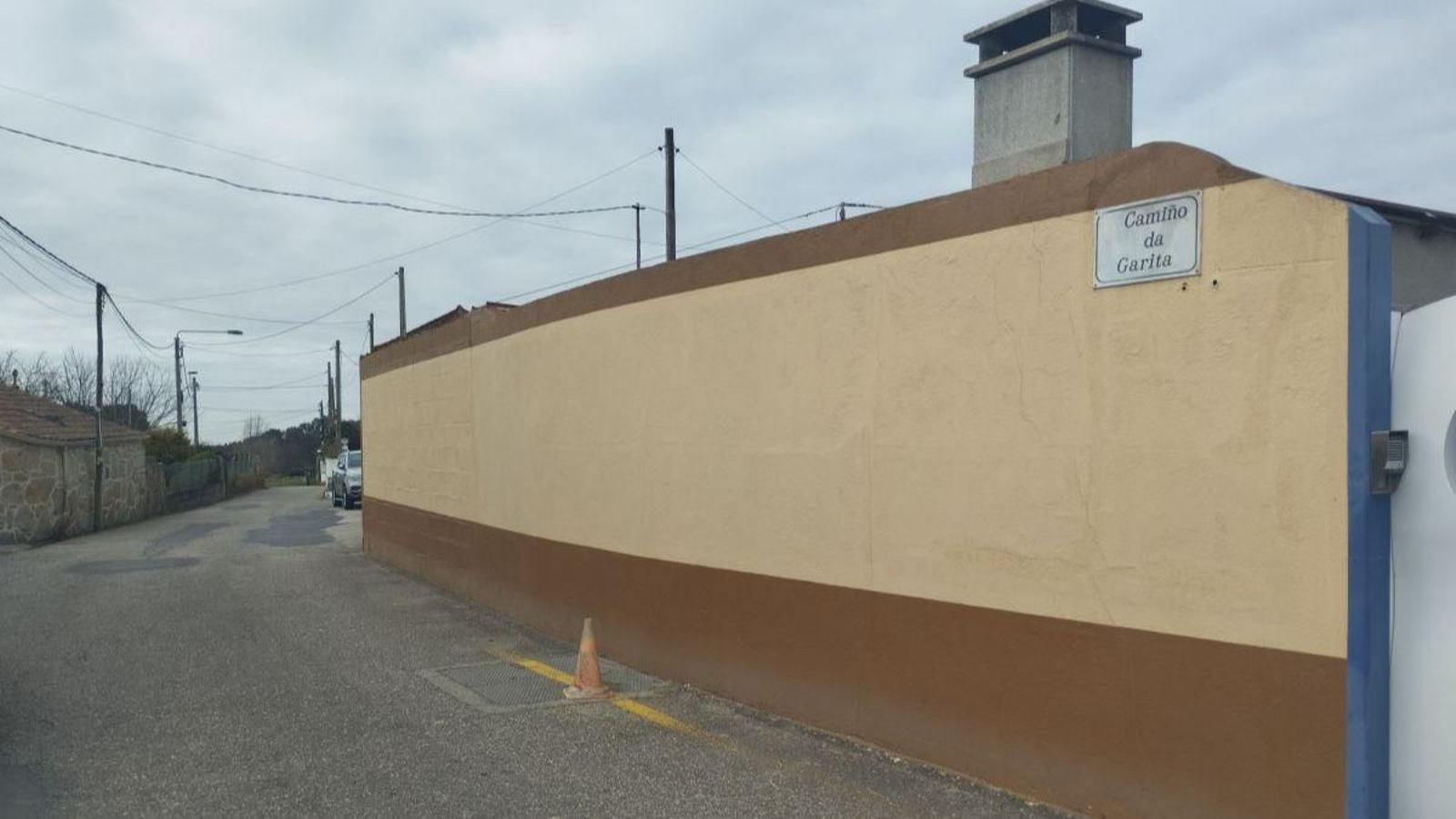 Camiño da Garita, el vial que une Samil con Alcabre y Navia, donde irá una urbanización.