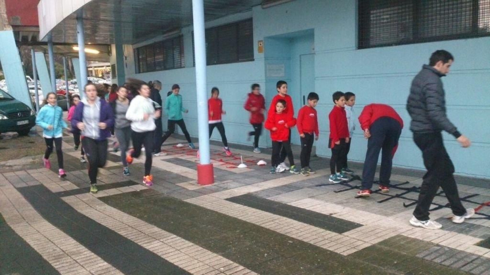 Los atletas se encontraron las pistas cerradas y buscaron alternativas.