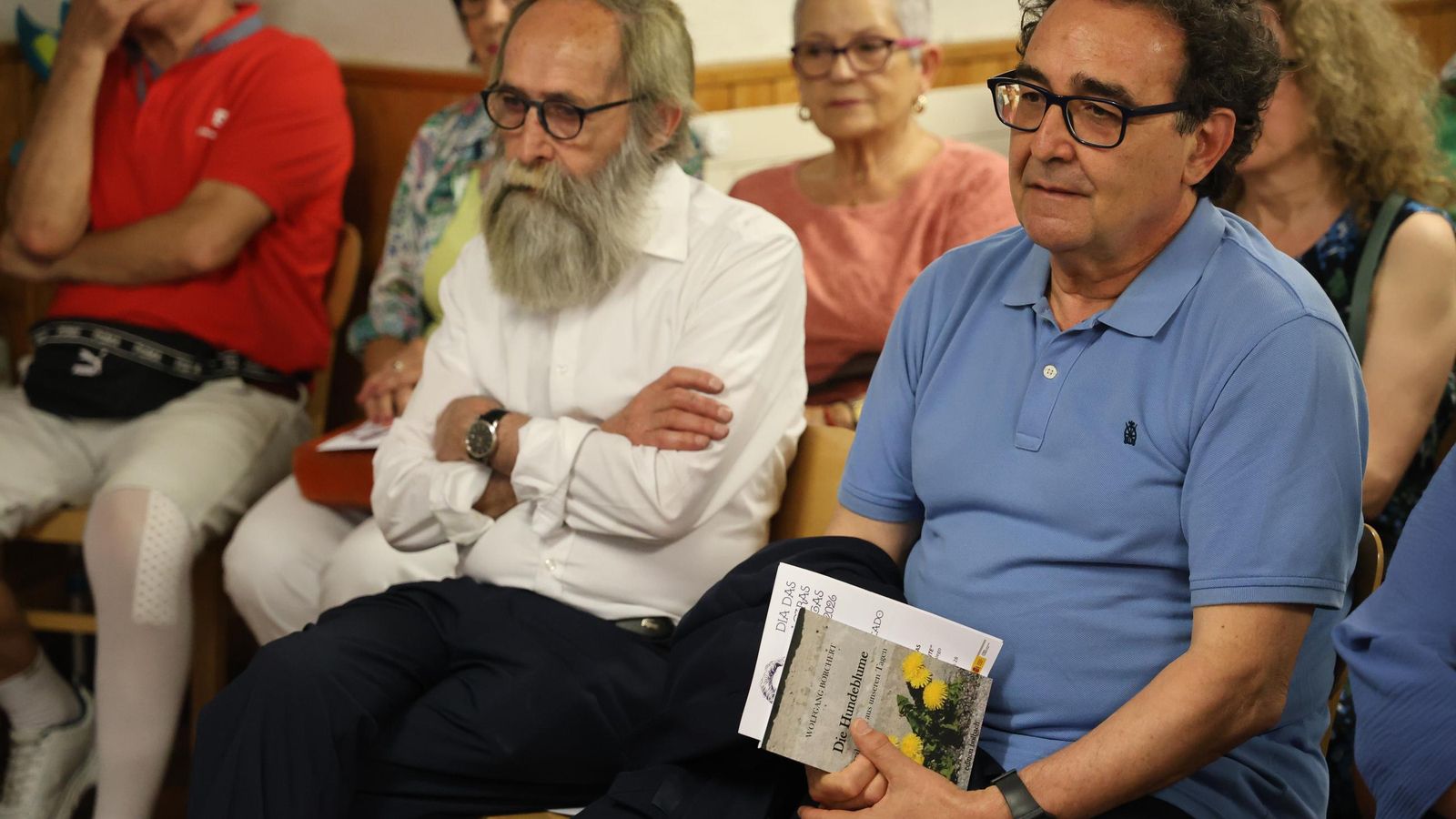 Ramón Carreira y el público asistente