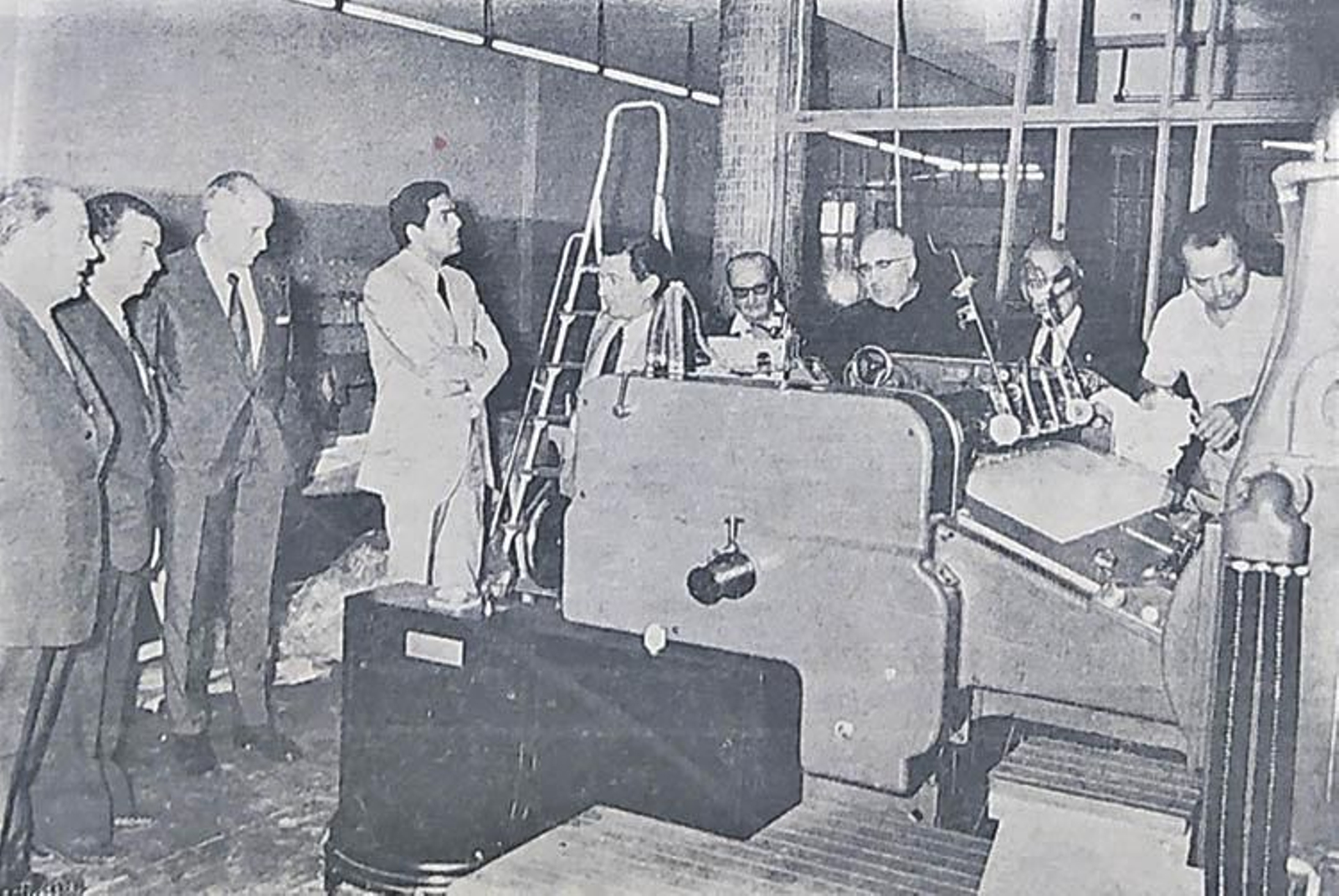 Un momento de la visita a los talleres de La Región.