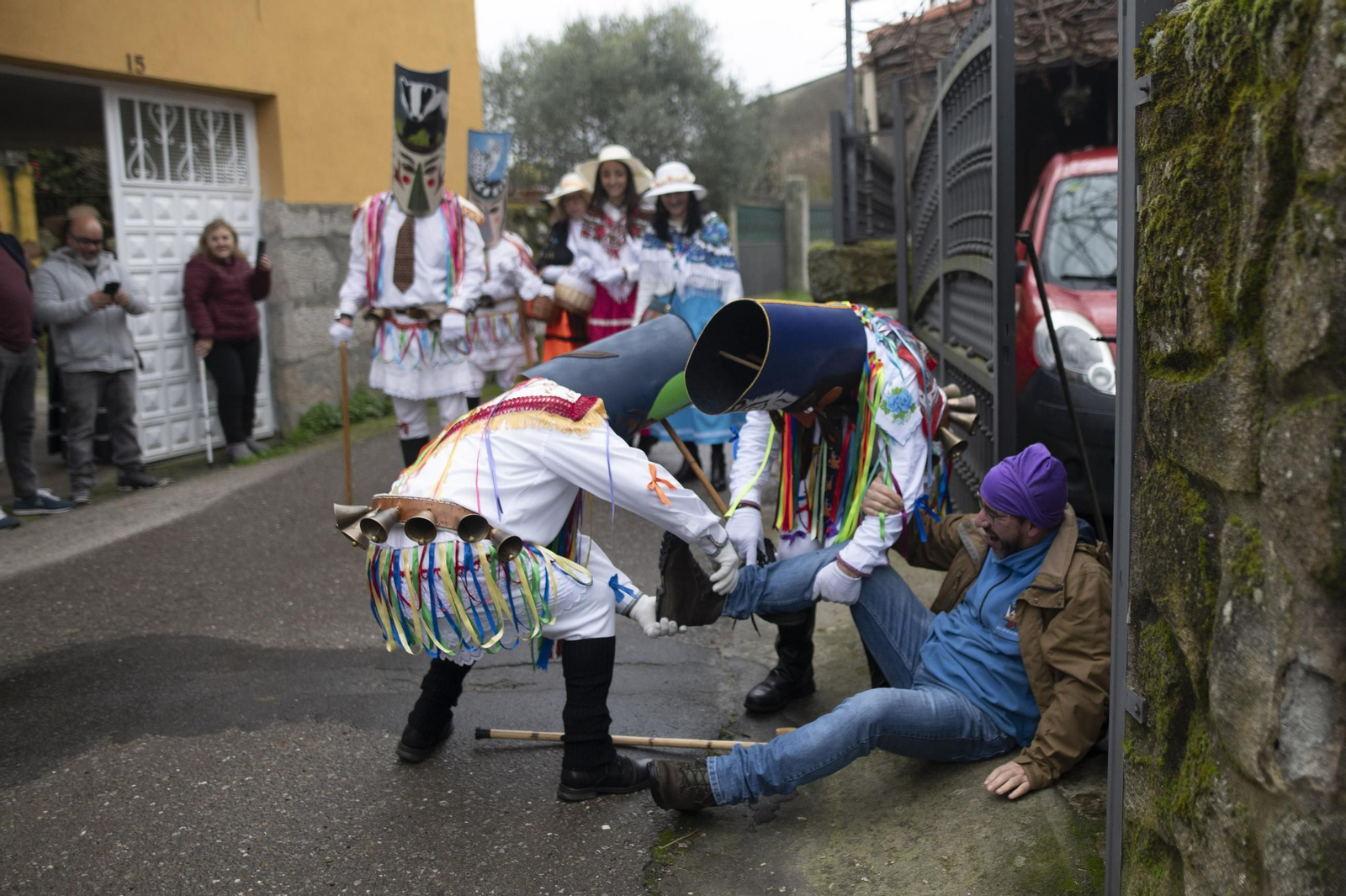 Galería | Felos y Madamas toman las aldeas de Esgos manteniendo viva la tradición