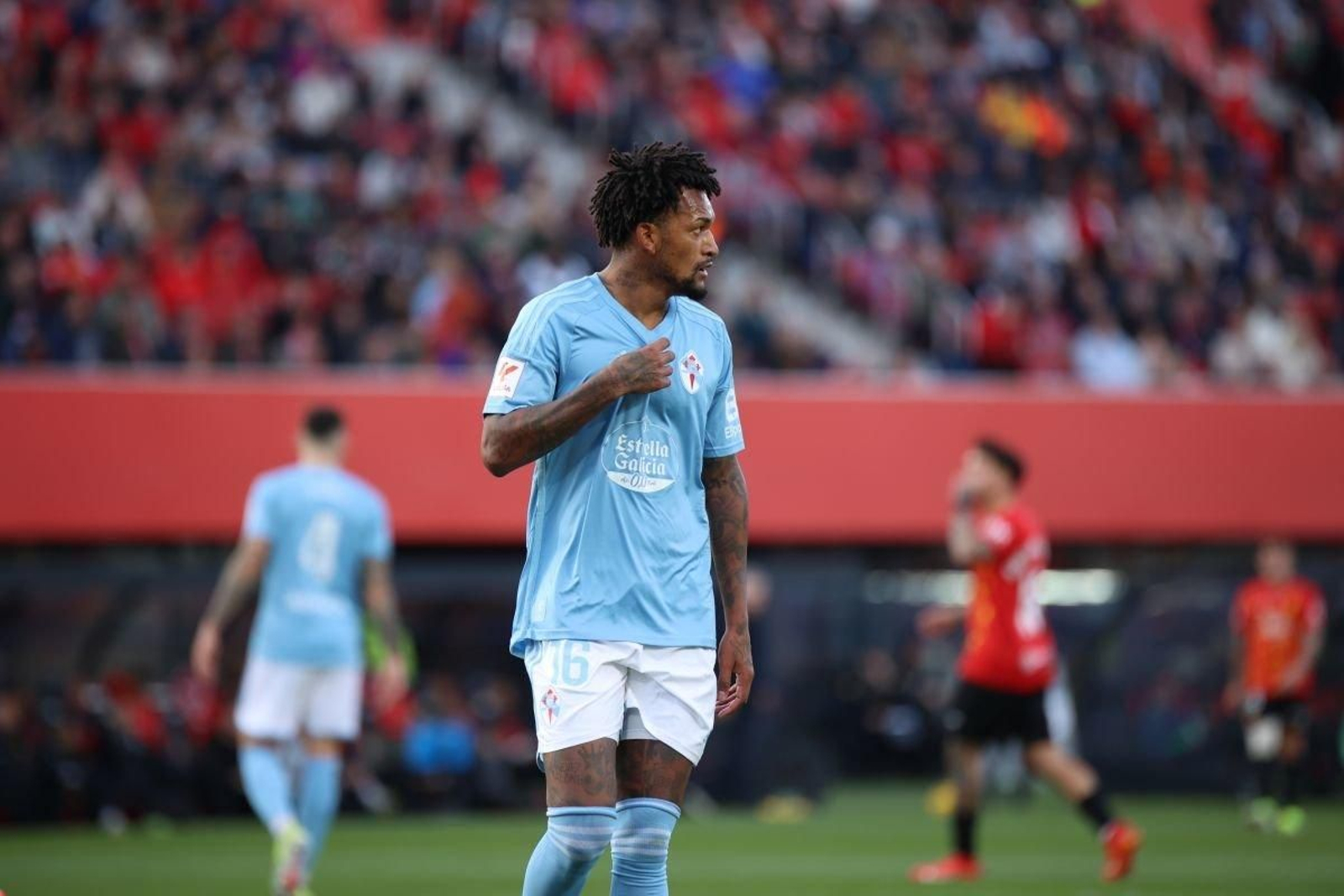 El brasileño Jailson Marques debutó en la Liga española siendo titular pero no como centrocampista, sino como central.