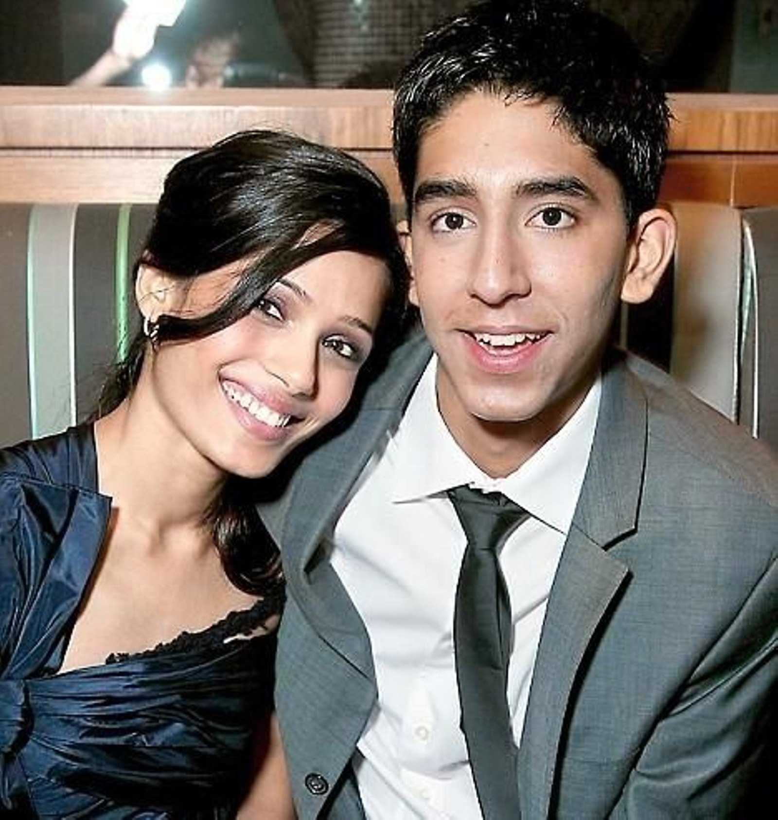 Freida Pinto Dev Patel Foto de stock de contenido editorial - Imagen de  stock | Shutterstock Editorial, image size:1600x1685