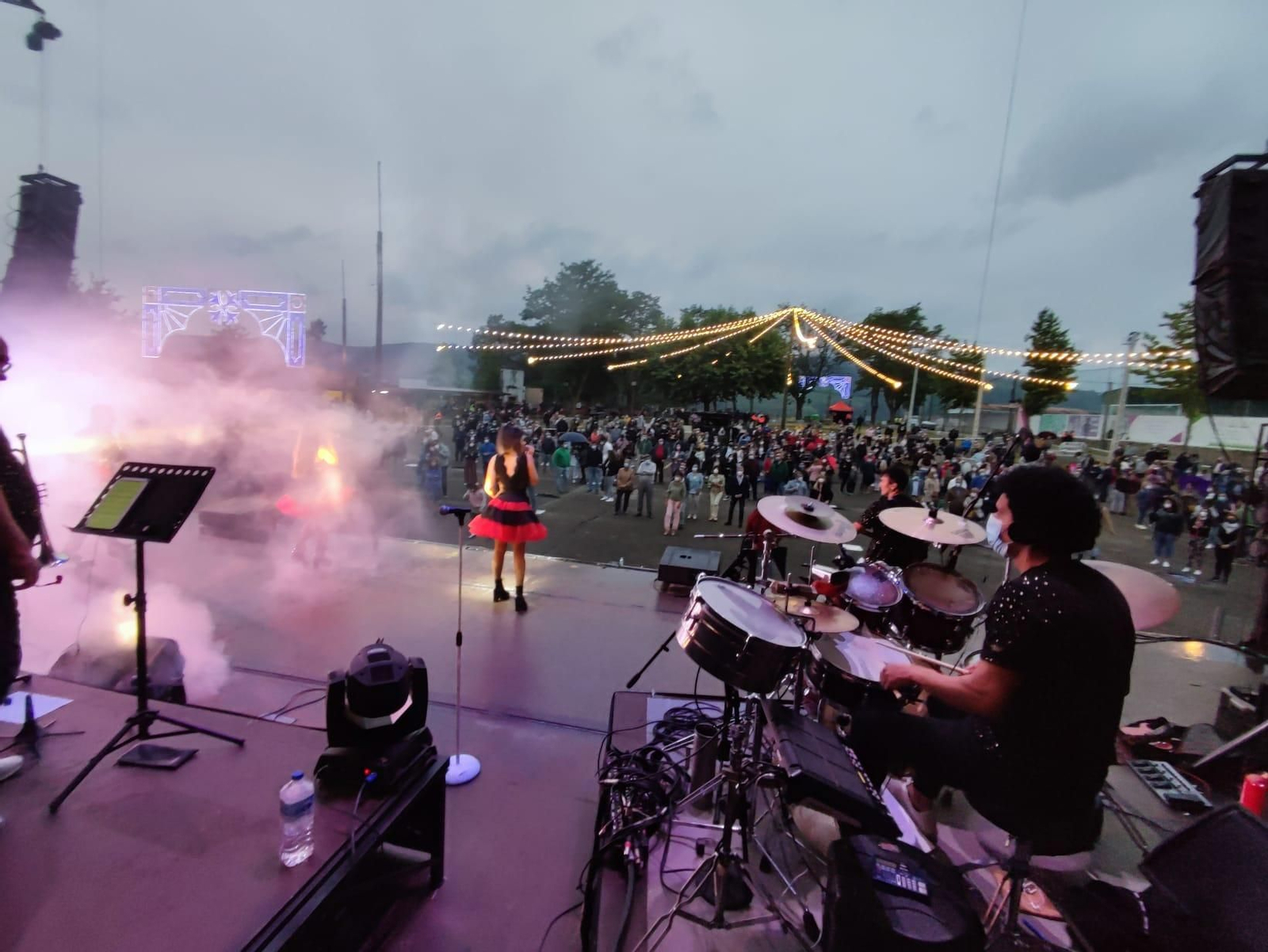 Tomiño vuelve a bailar en una verbena _ Vicente Alonso 26