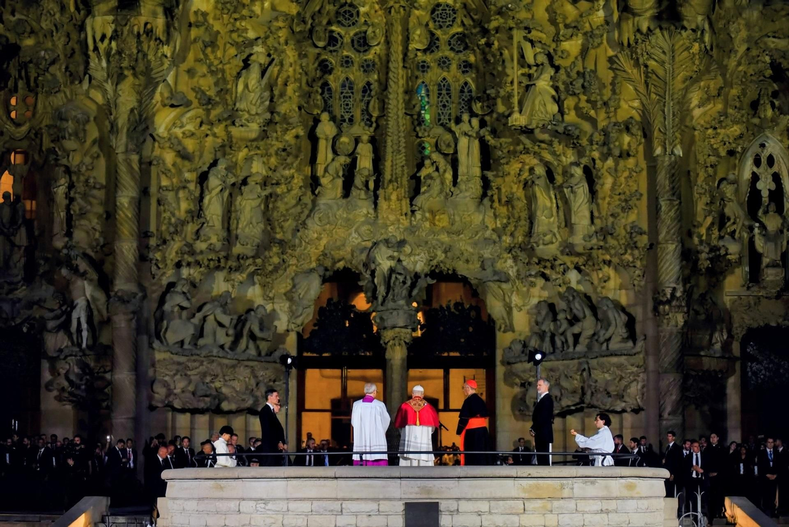 Galería | El papa León XIV se despide de Barcelona: misa y bendición en la Sagrada Familia