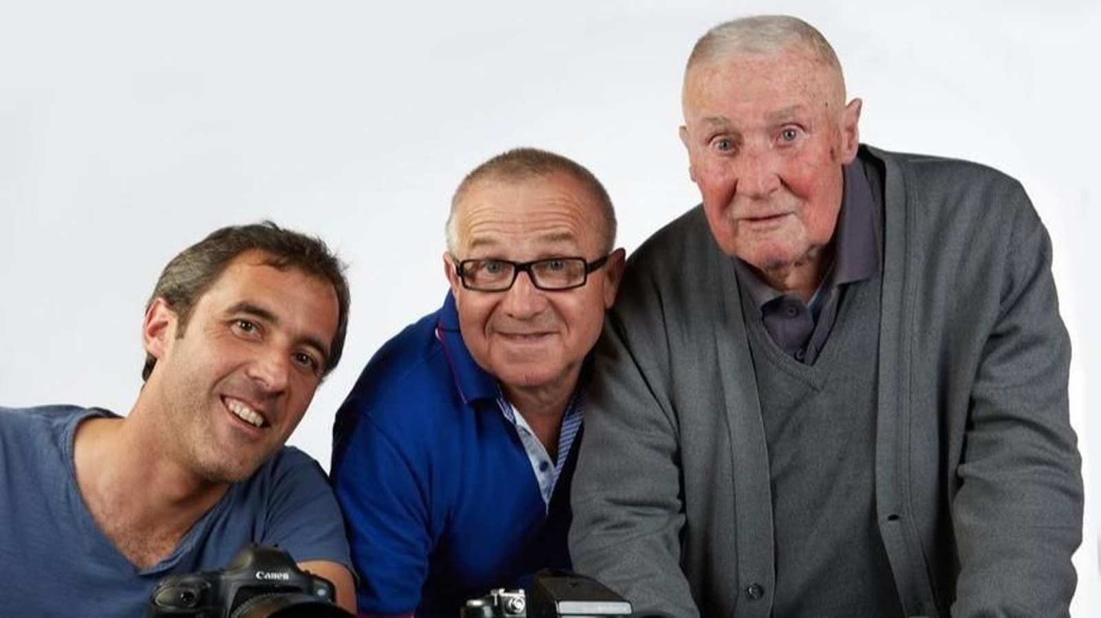 Las tres generaciones de la saga familiar de fotógrafos Souto, de Ponteareas.