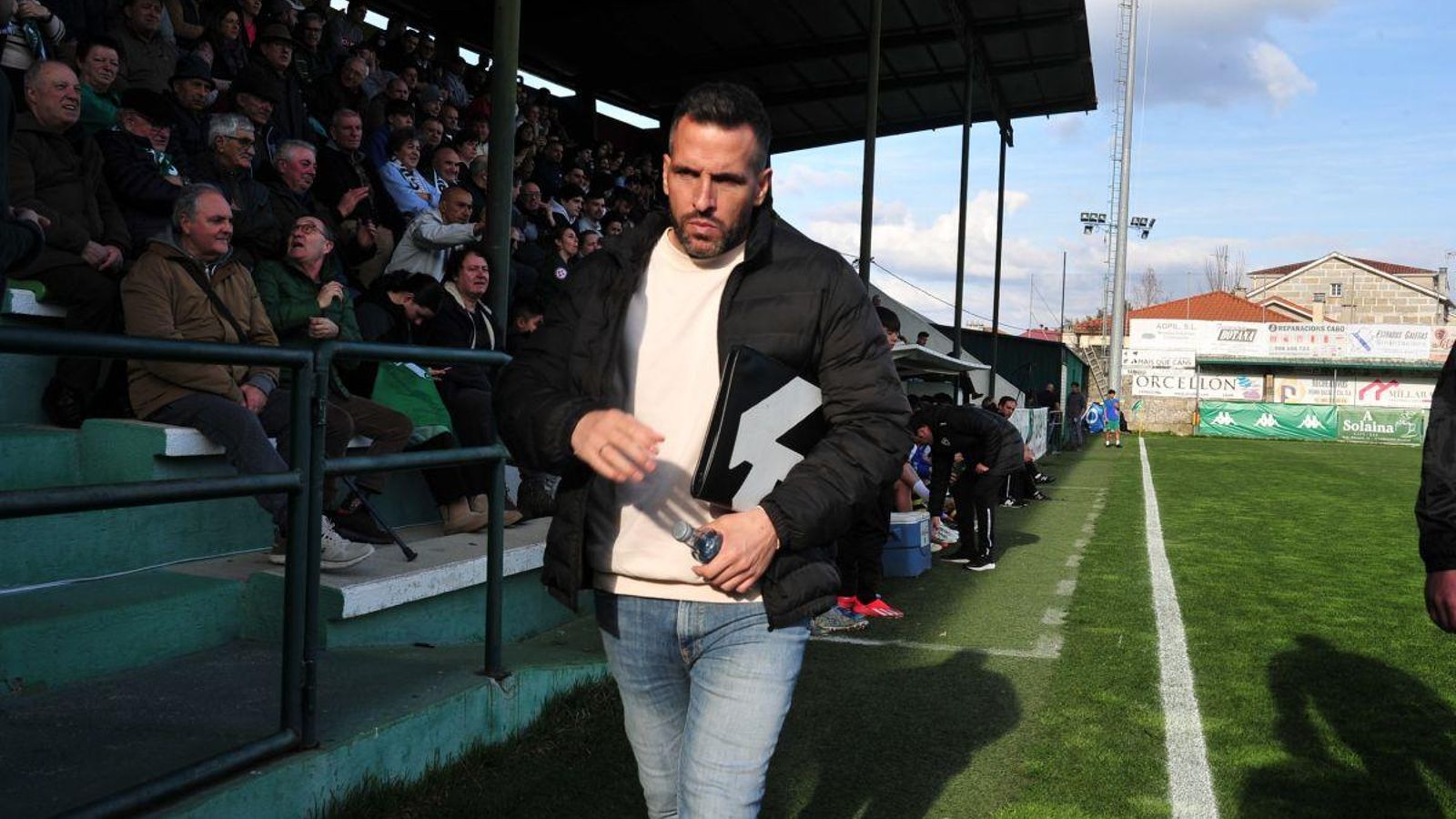 El entrenador Raúl Jardiel.