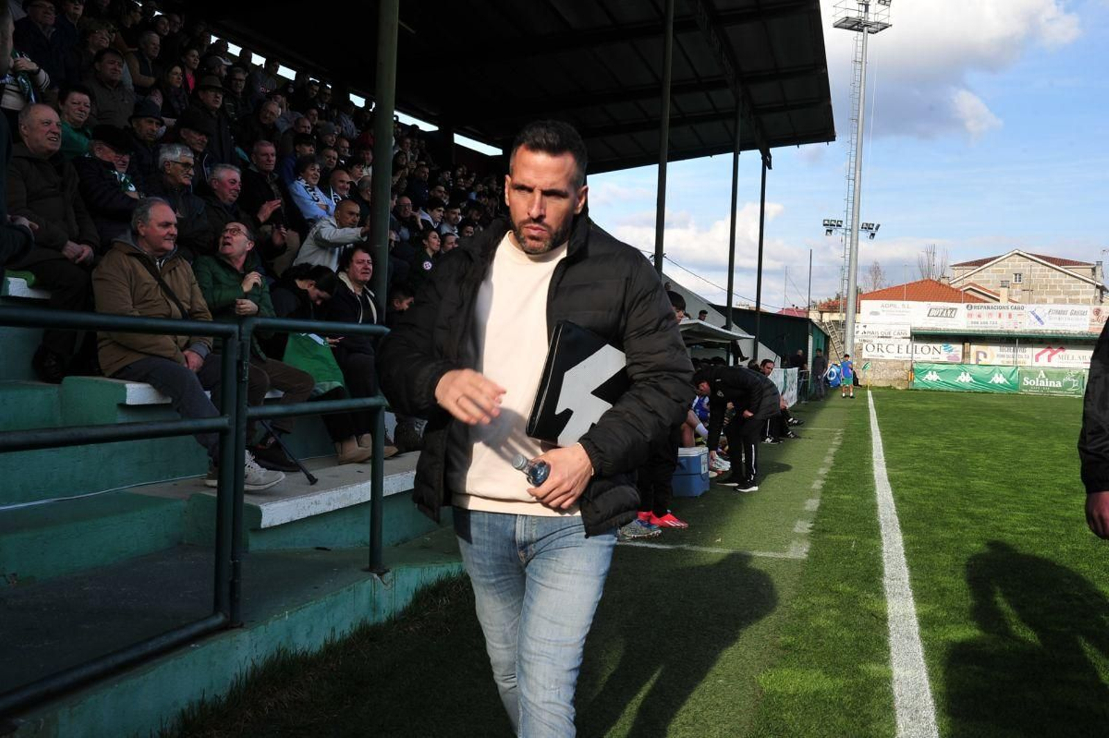 El entrenador Raúl Jardiel.