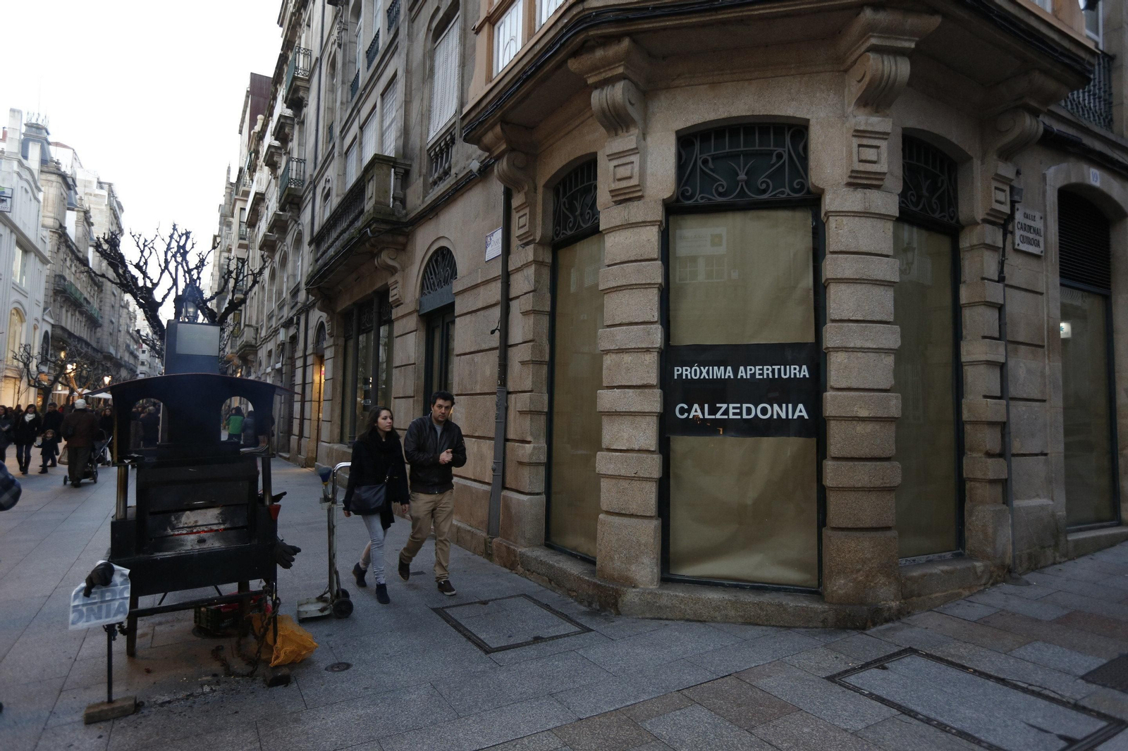 La marca italiana ocupará uno de los mejores bajos de la ciudad, en la calle del Paseo (XESÚS FARIÑAS)