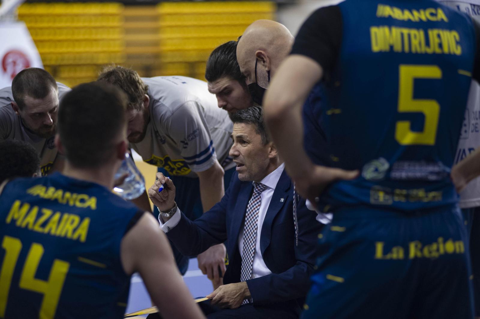 Baloncesto en el Pazo Paco Paz COB-Murcia