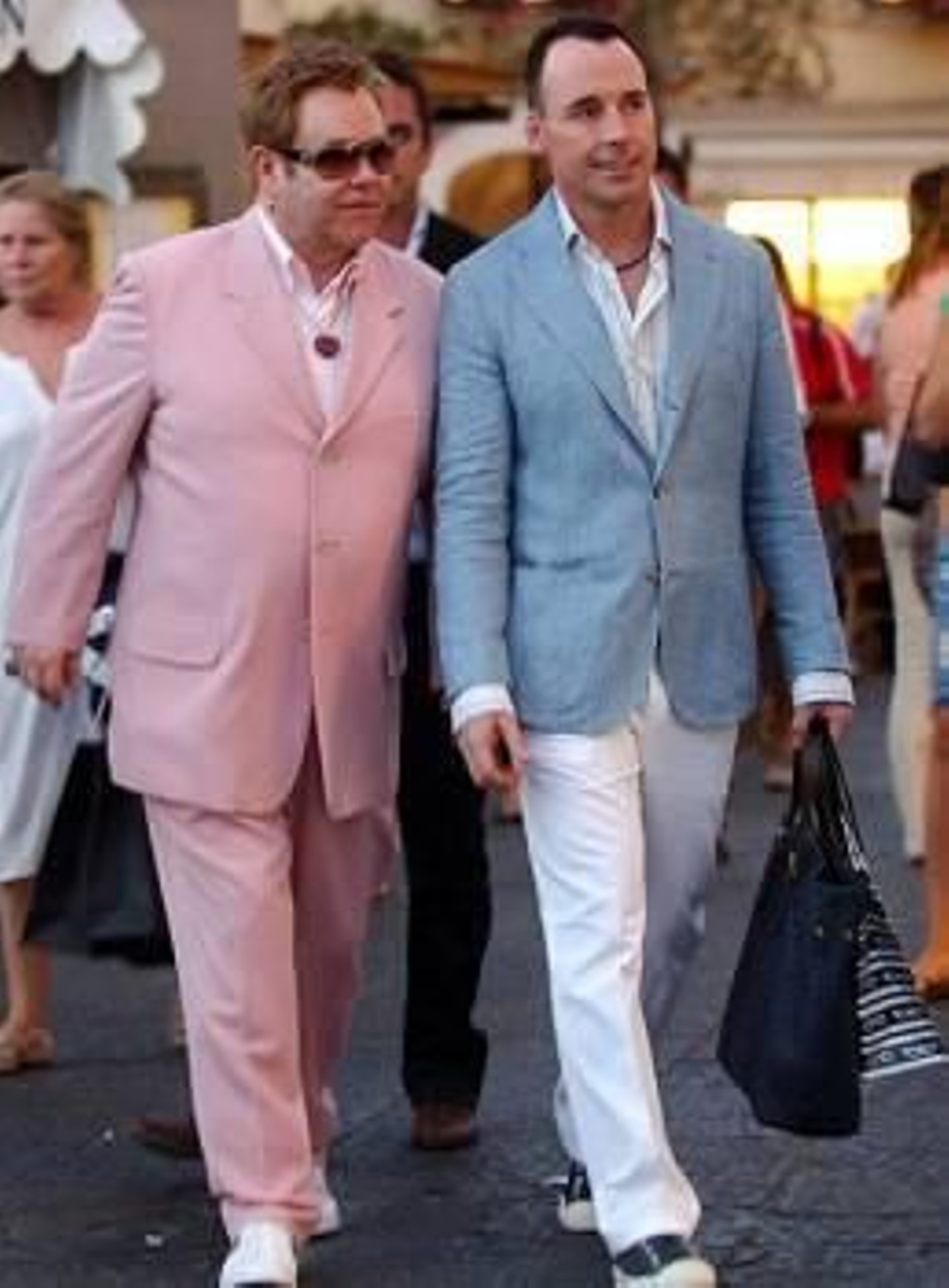 Elton John y su pareja, el cineasta canadiense David Furnish