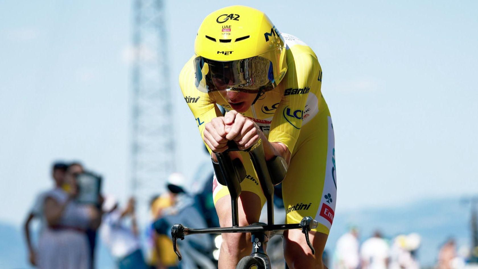 Tadej Pogacar durante la contrarreloj del Tour de Francia.