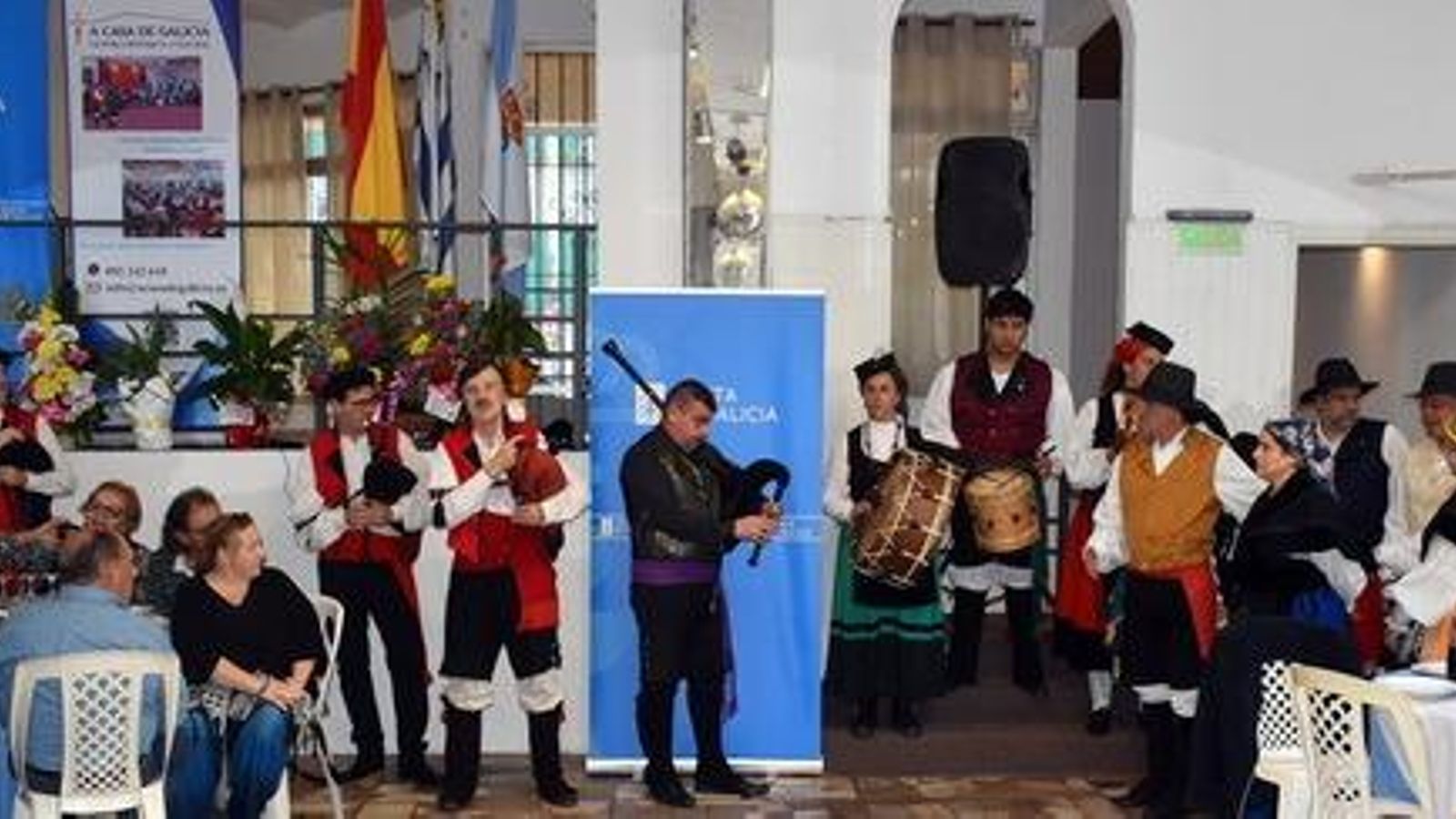 Fiesta de la aniversario en la Casa de Galicia