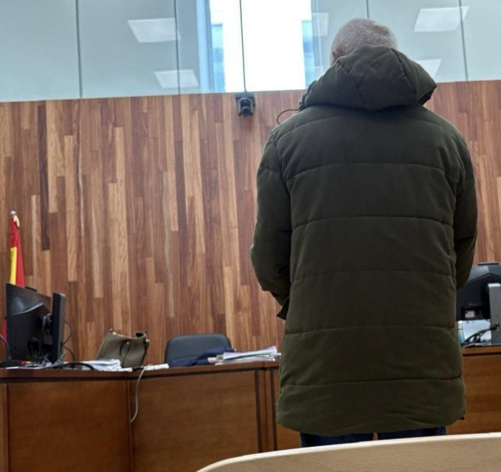 El acusado, ayer durante la vista en la plaza 1 de Penal.