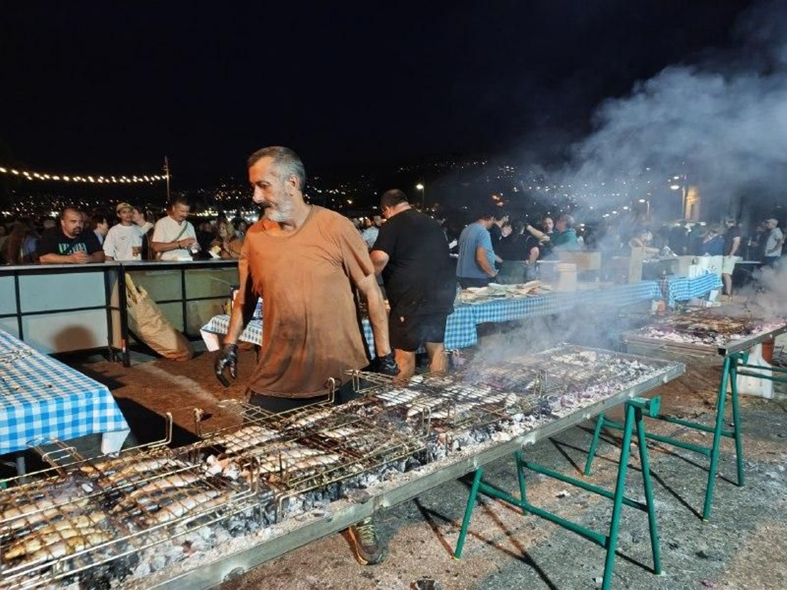 Galería | Las hogueras de San Xoán encienden Vigo y su área